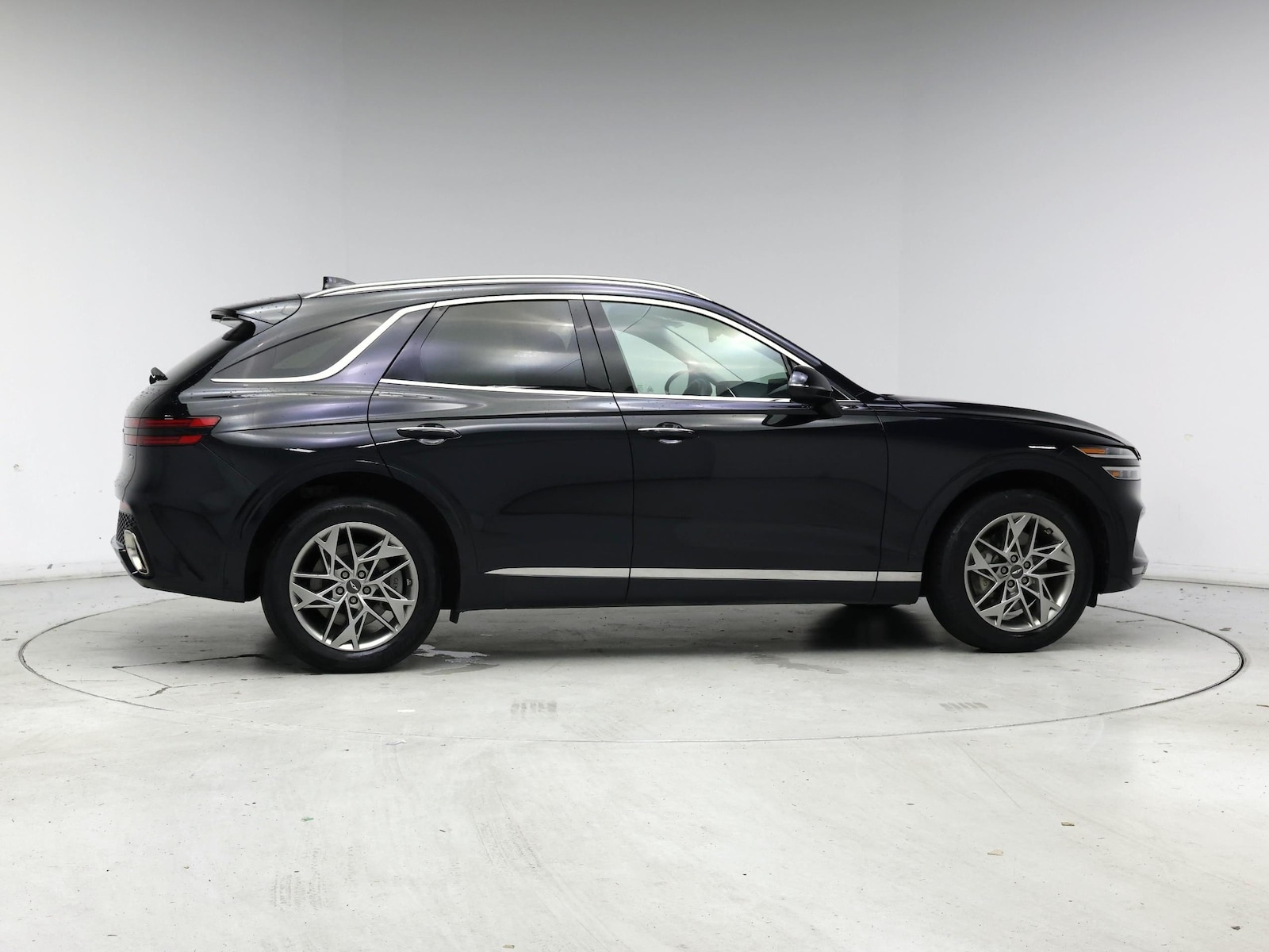 2025 GENESIS GV70 Standard - Photo 8