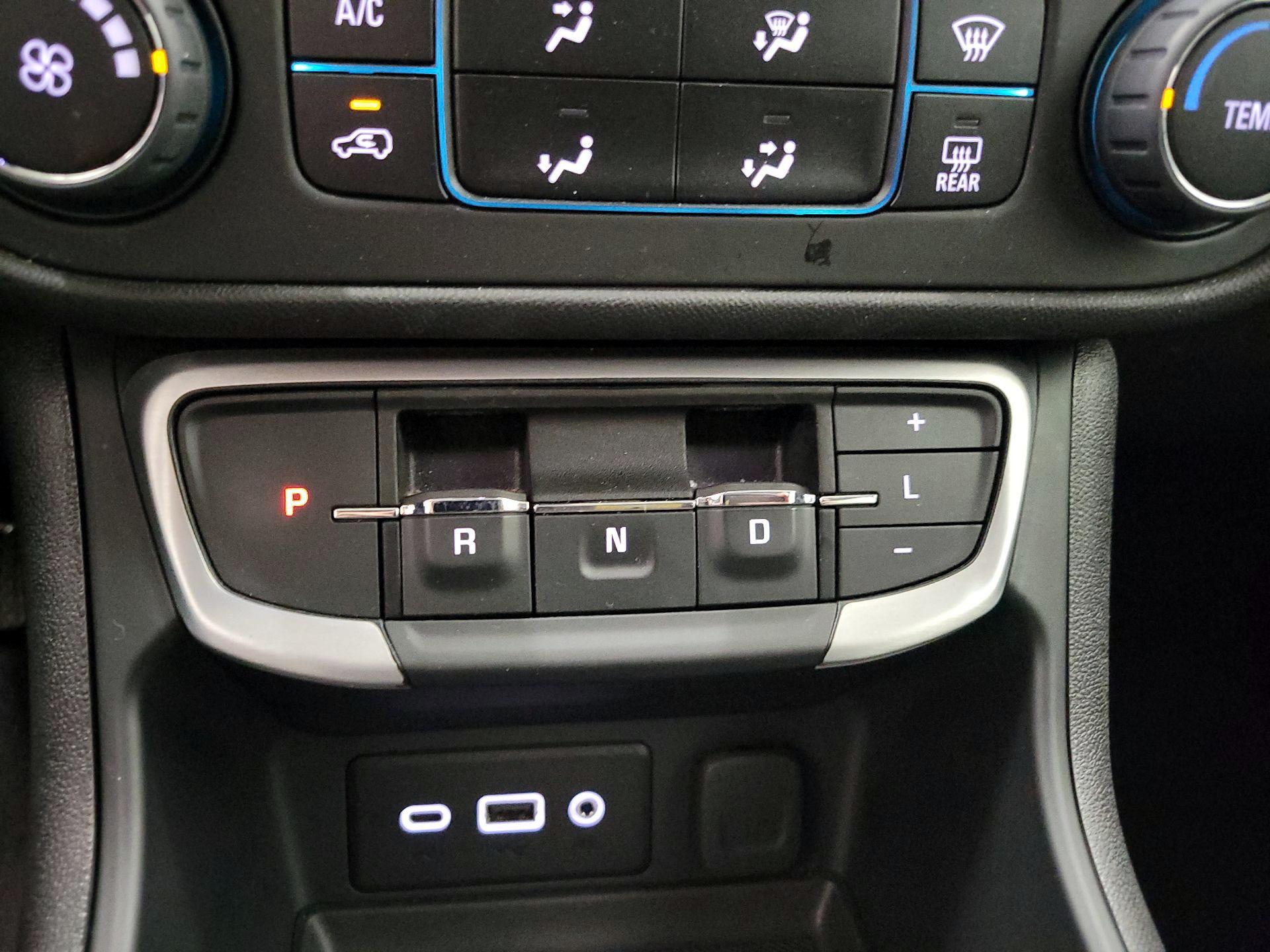Thumbnail: 2024 GMC Terrain - 17
