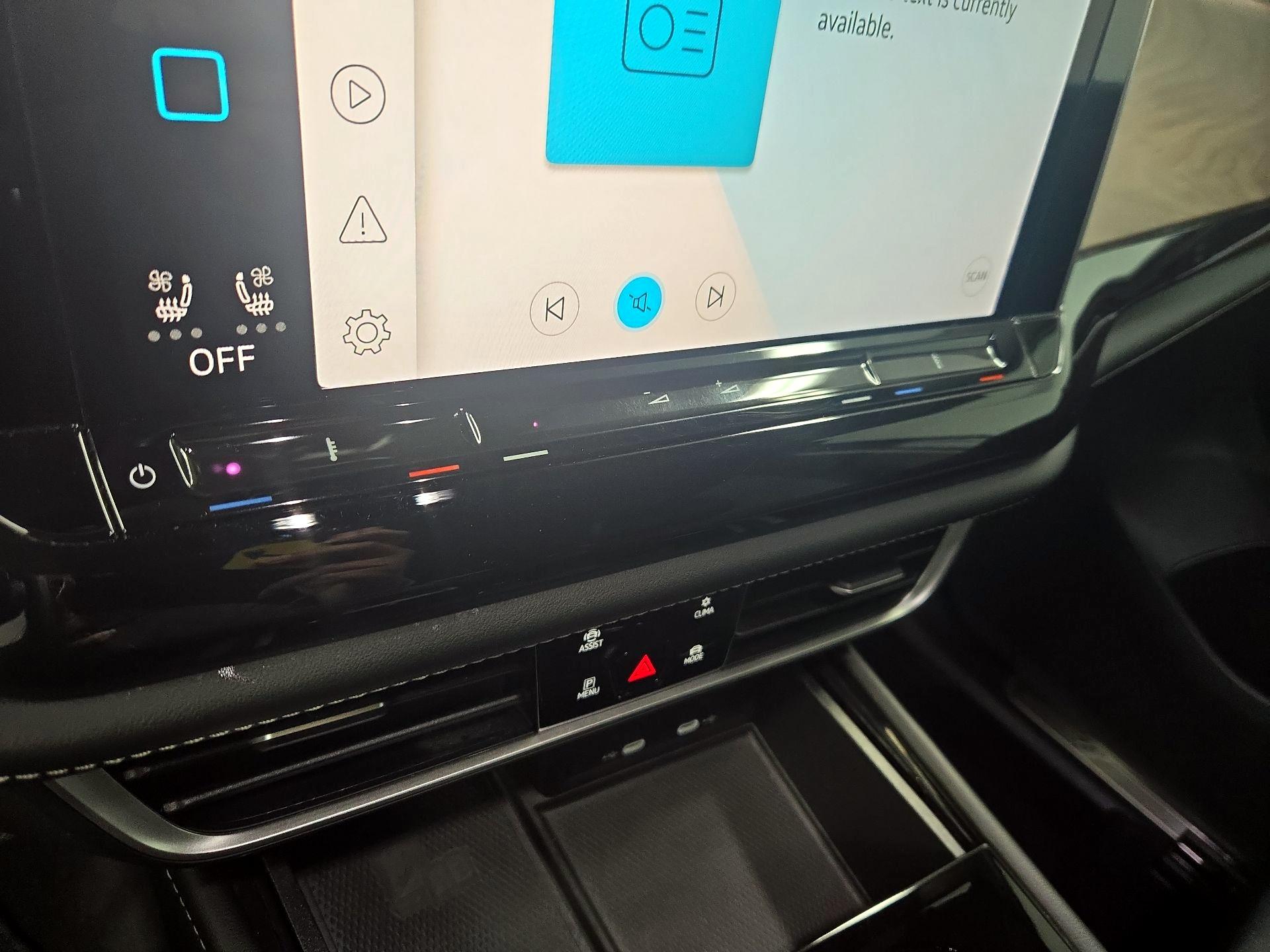 Thumbnail: 2024 Volkswagen Atlas - 16