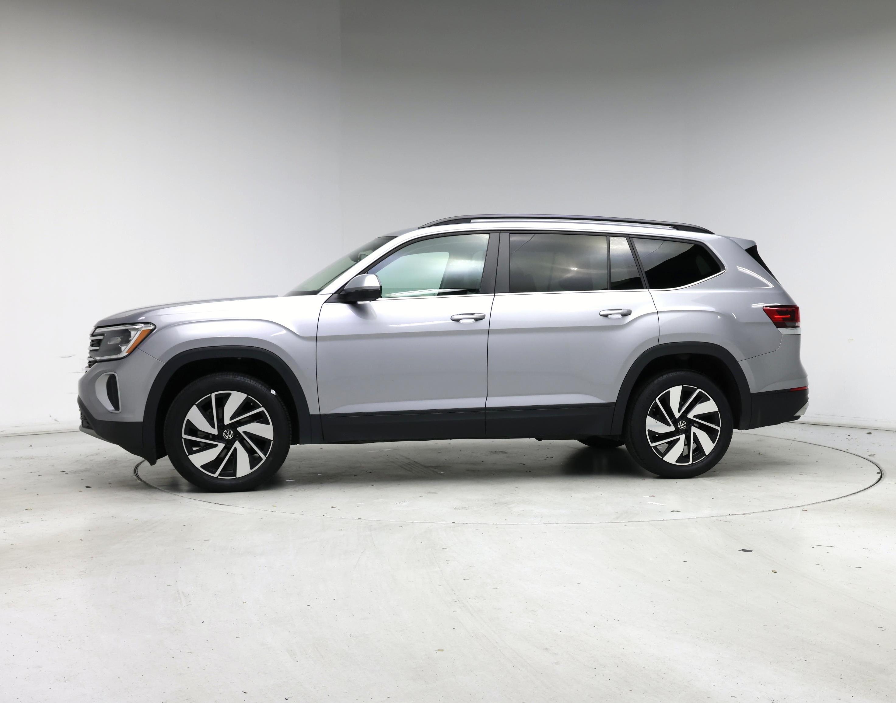 Thumbnail: 2024 Volkswagen Atlas - 3