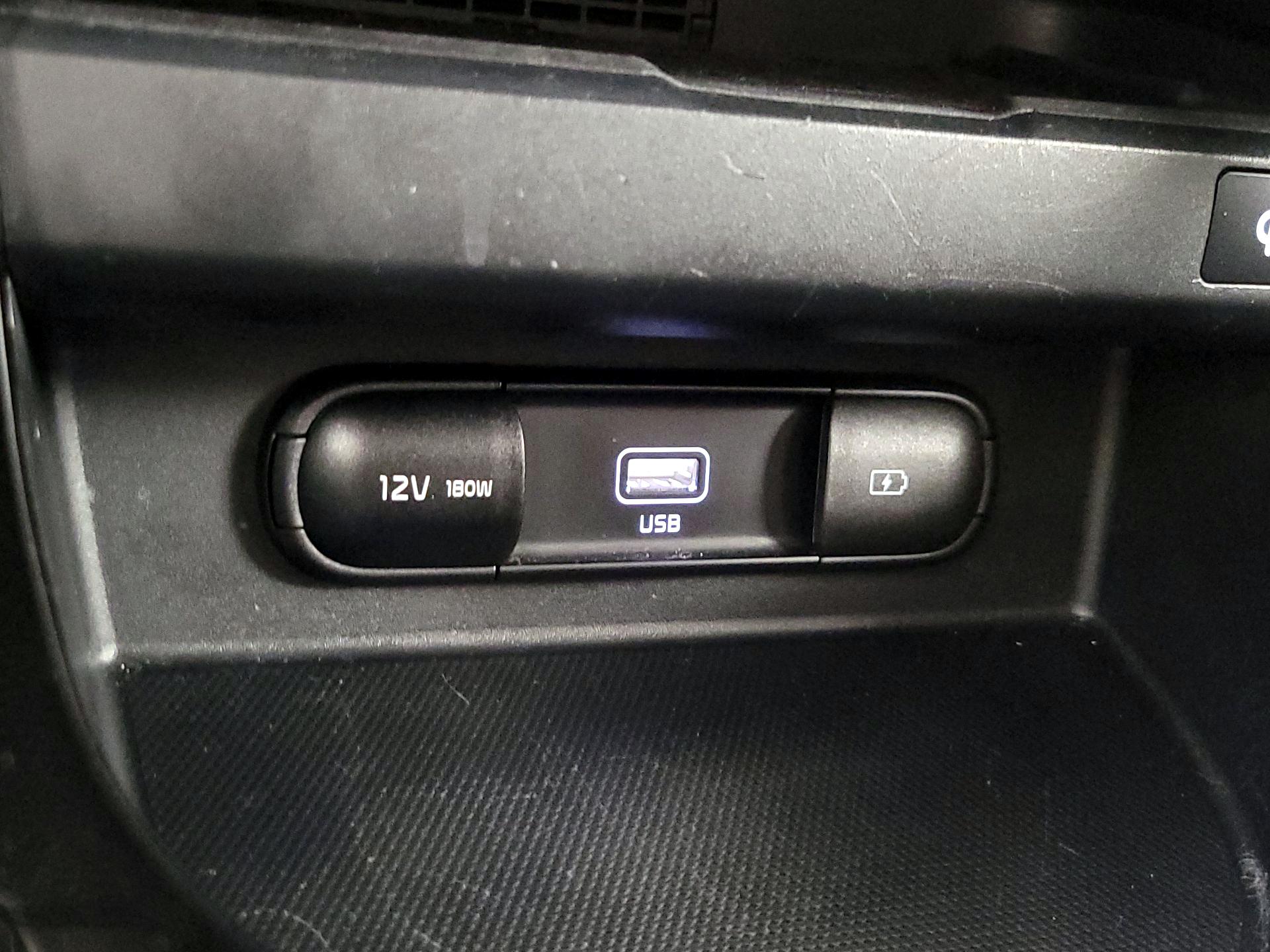 Thumbnail: 2023 Kia Seltos - 19