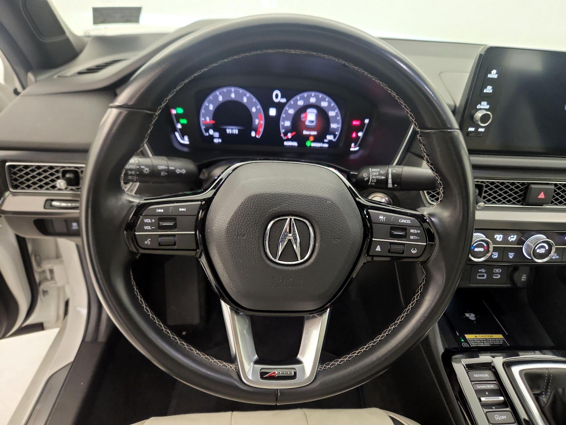 Thumbnail: 2023 Acura Integra - 10