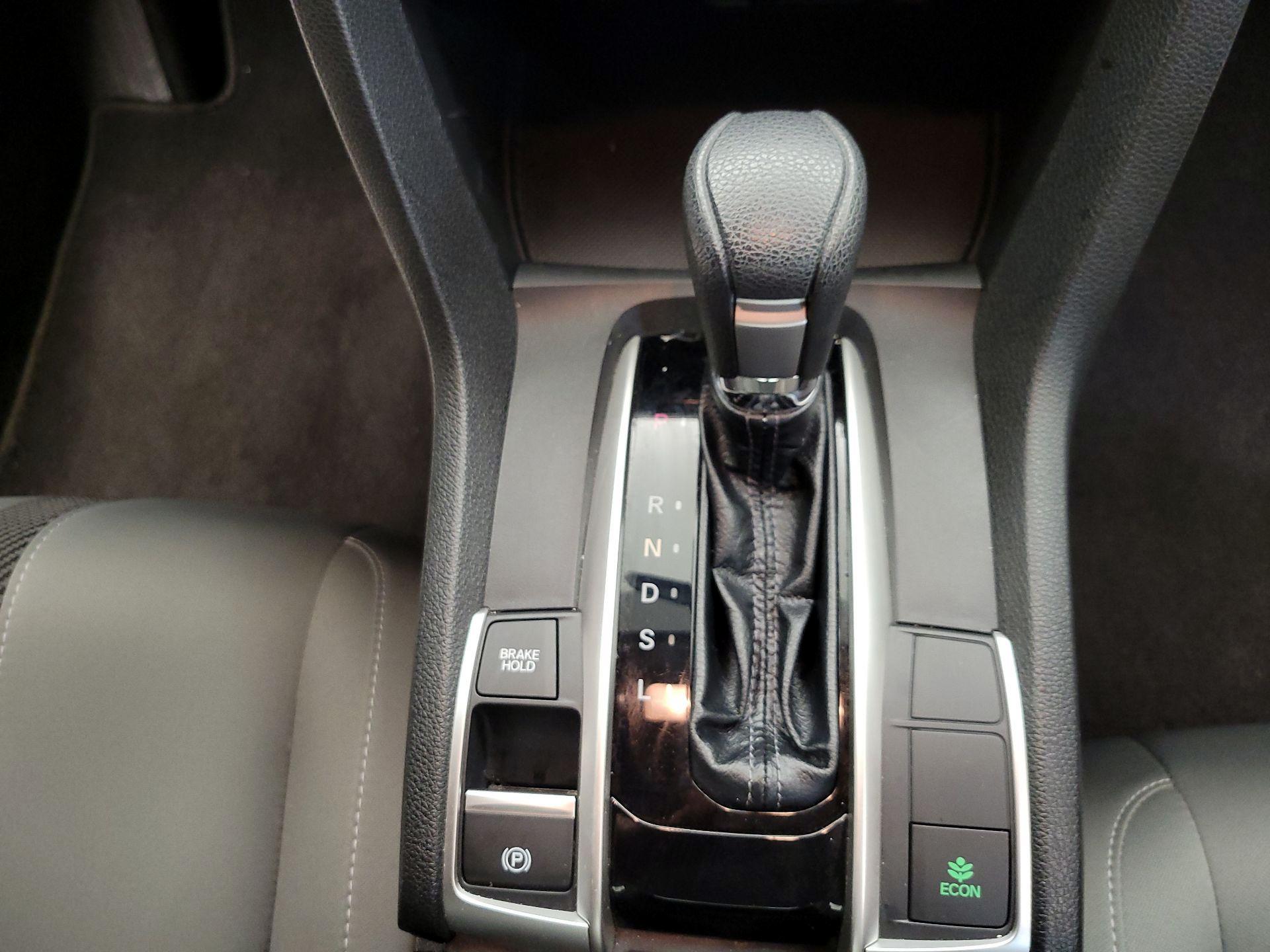 Thumbnail: 2017 Honda Civic - 16