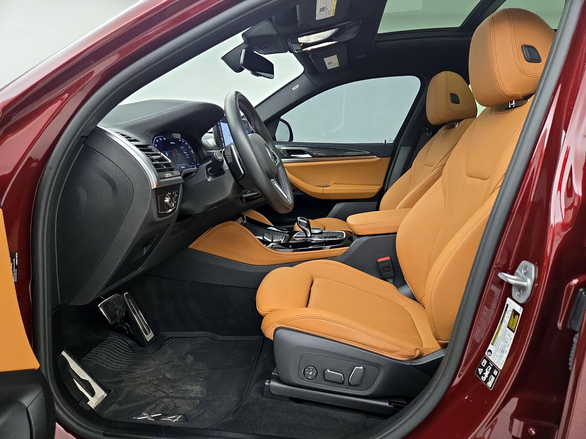 Thumbnail: 2024 BMW X4 - 11