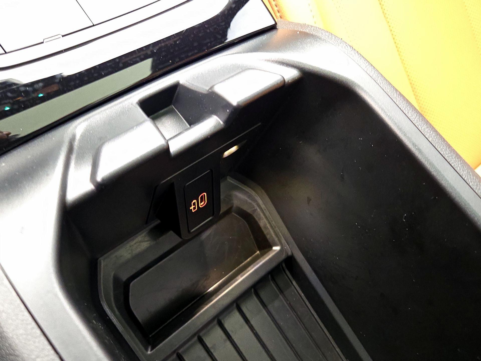 Thumbnail: 2024 BMW X4 - 19