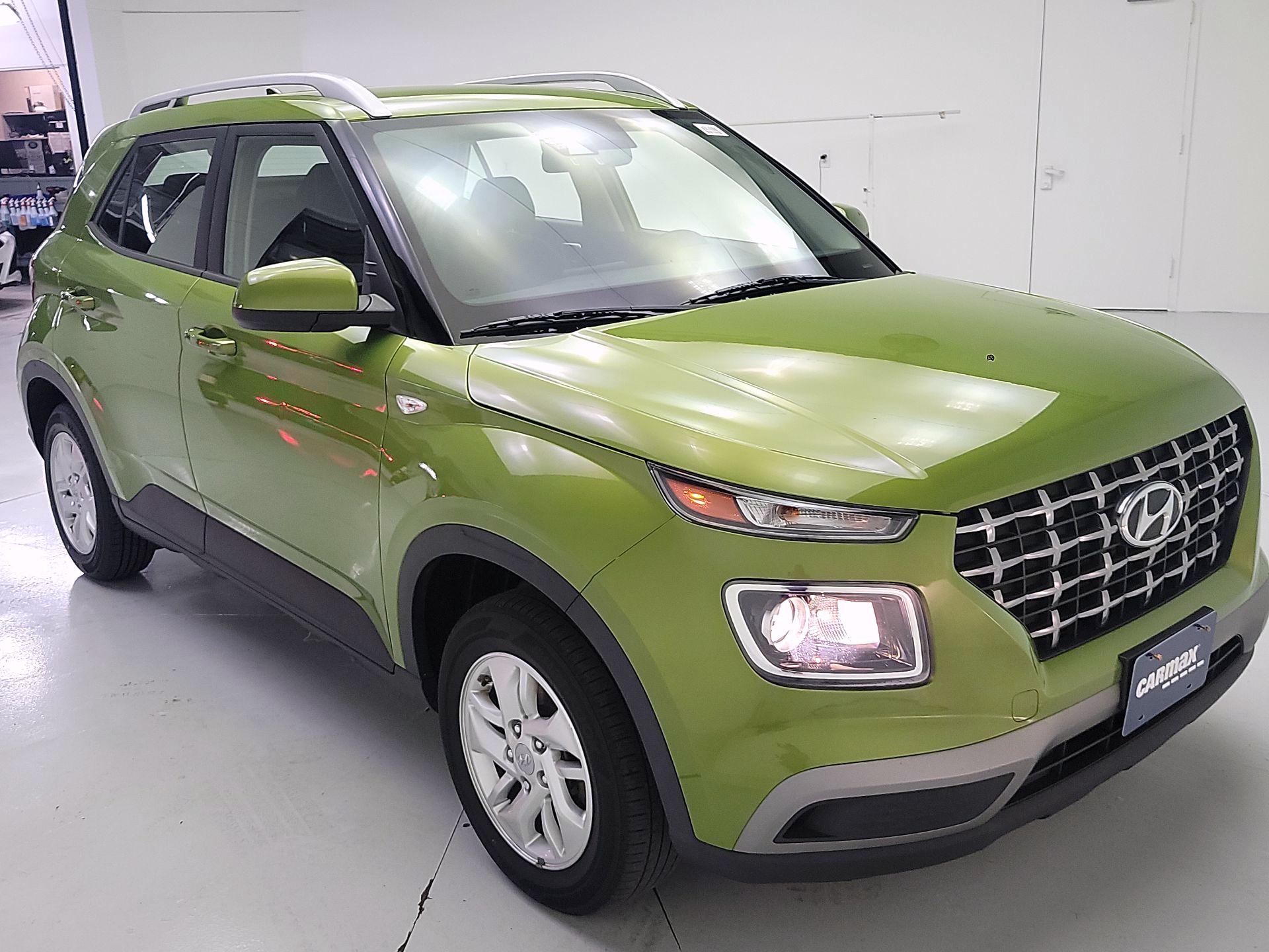 Thumbnail: 2020 Hyundai Venue - 1