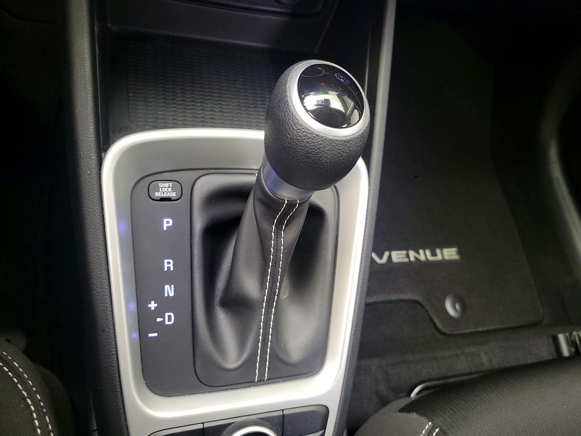 Thumbnail: 2020 Hyundai Venue - 15