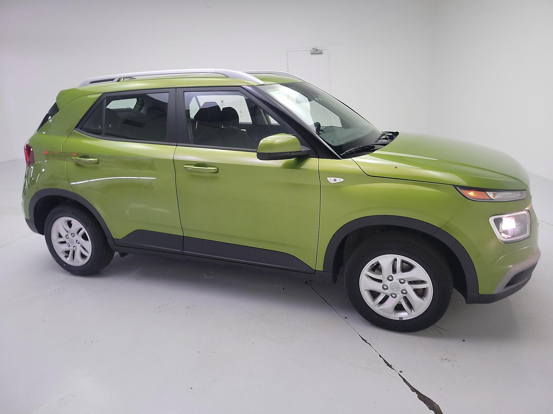 Thumbnail: 2020 Hyundai Venue - 4