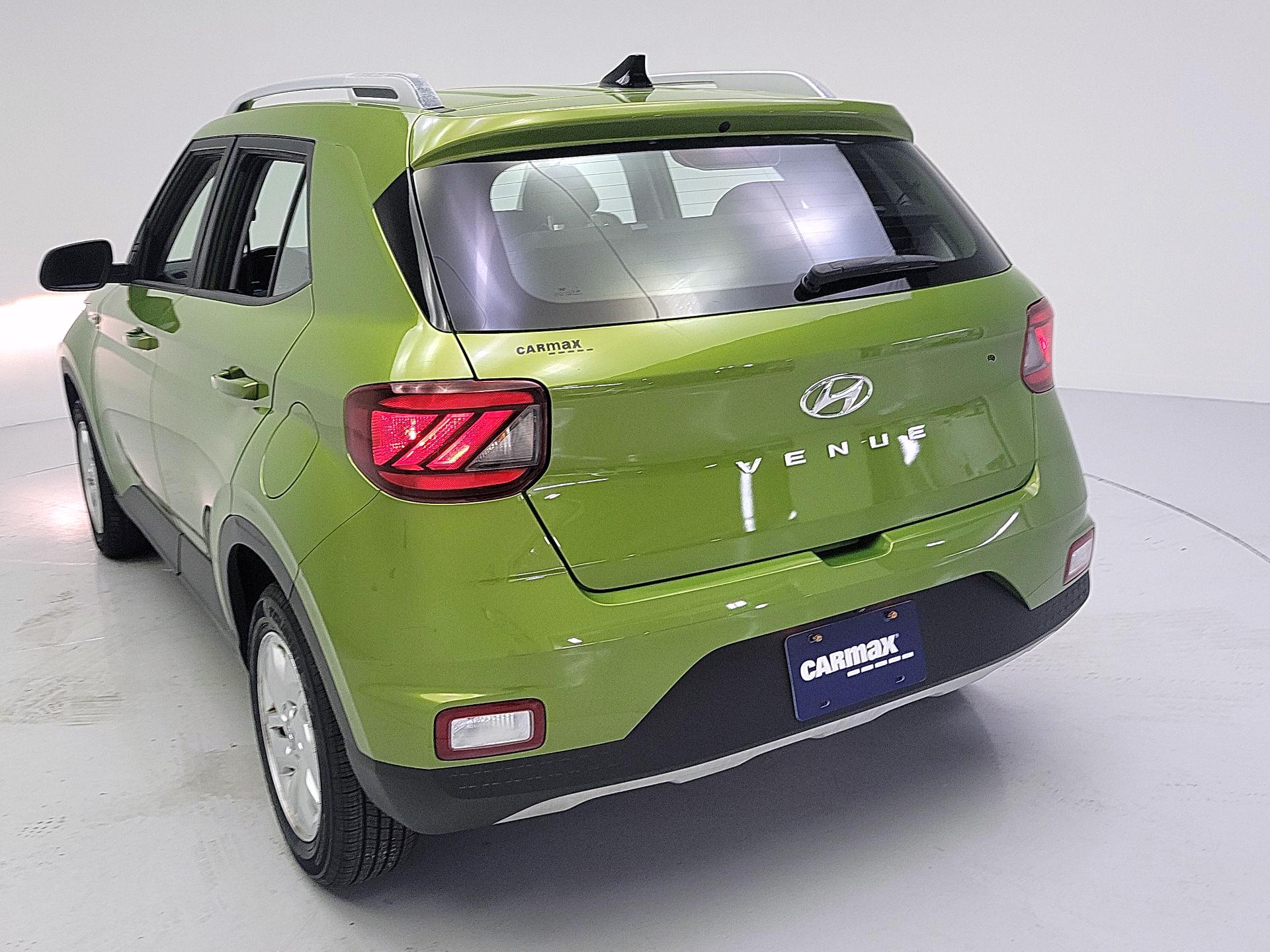 Thumbnail: 2020 Hyundai Venue - 7