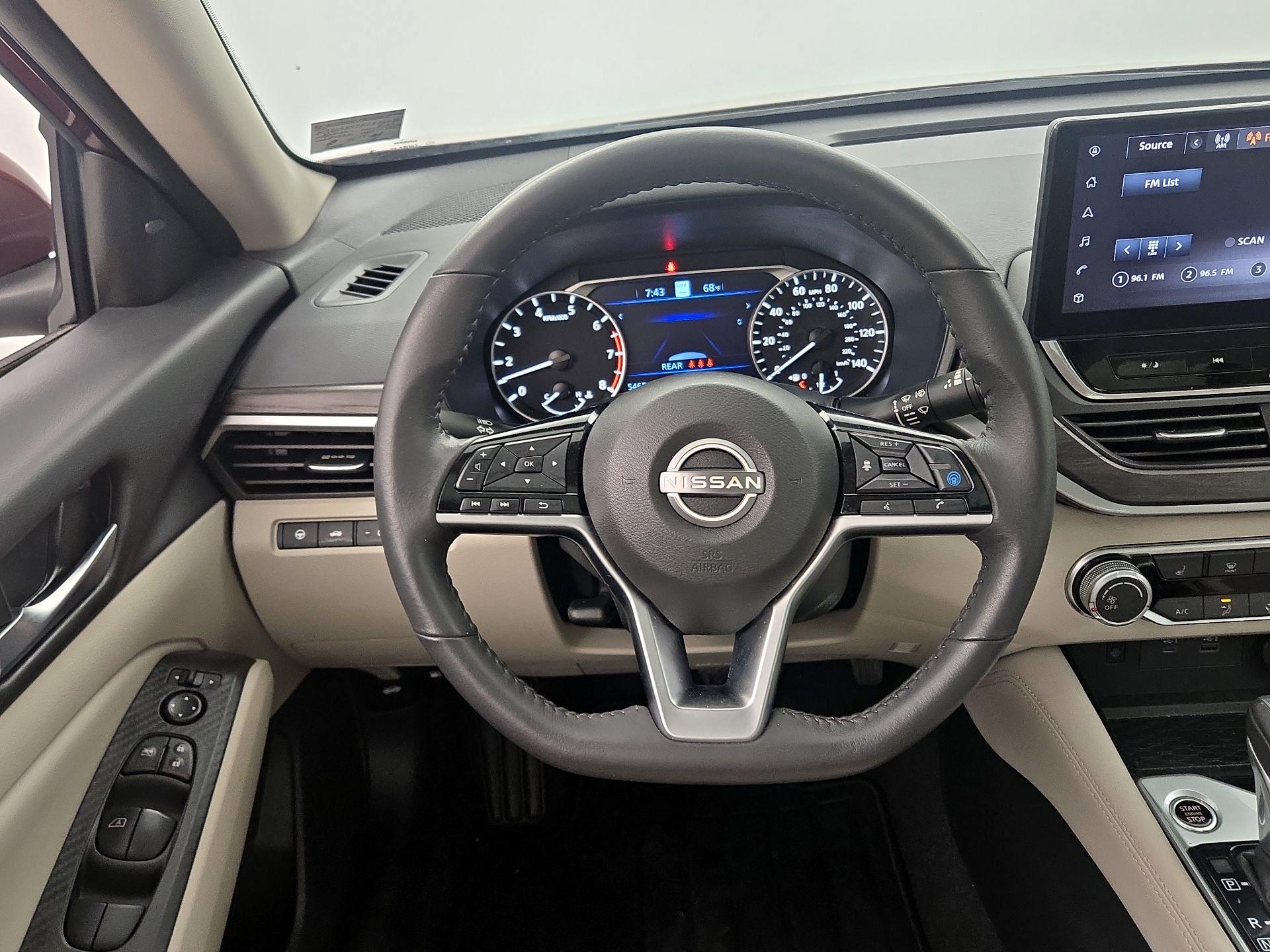 Thumbnail: 2024 Nissan Altima - 10