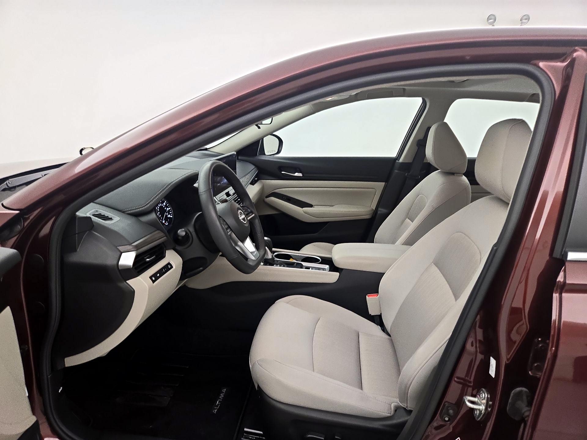 Thumbnail: 2024 Nissan Altima - 11