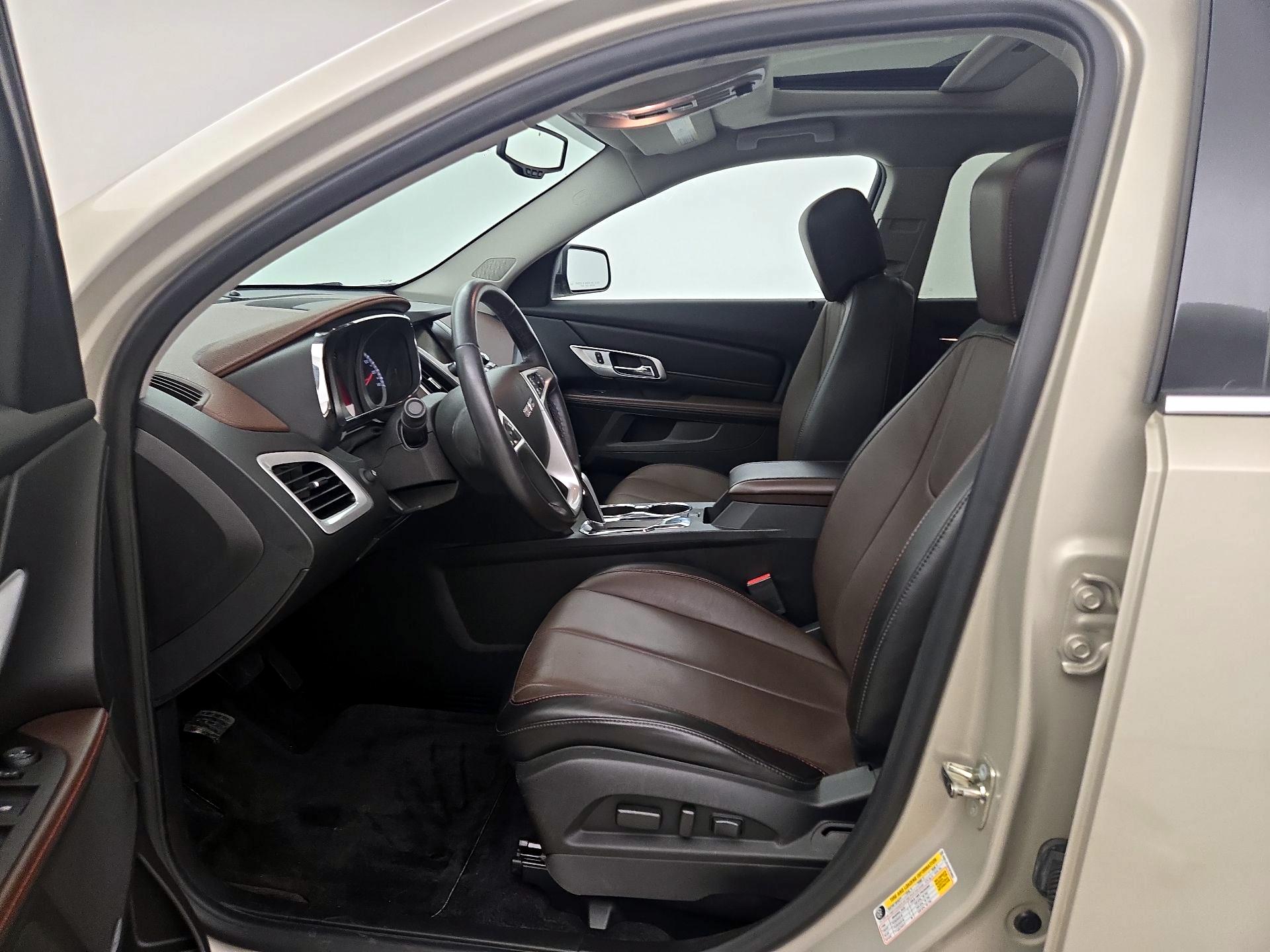 Thumbnail: 2015 GMC Terrain - 11