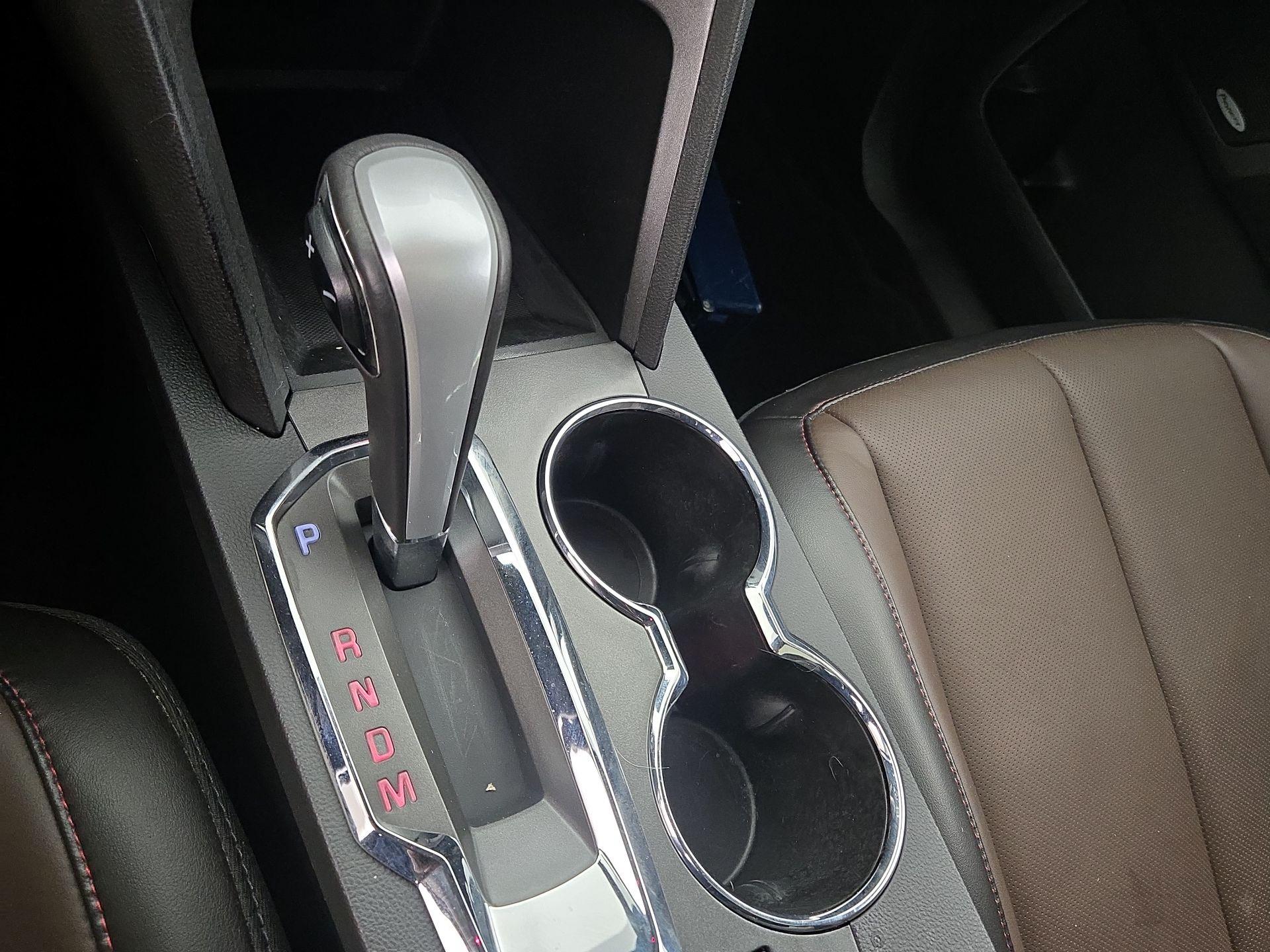 Thumbnail: 2015 GMC Terrain - 18