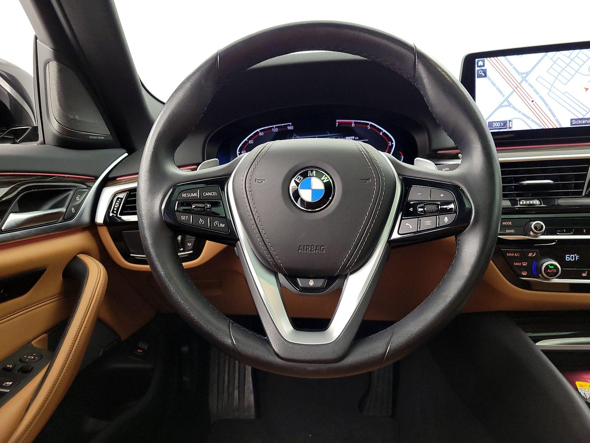 Thumbnail: 2023 BMW 5 Series - 10