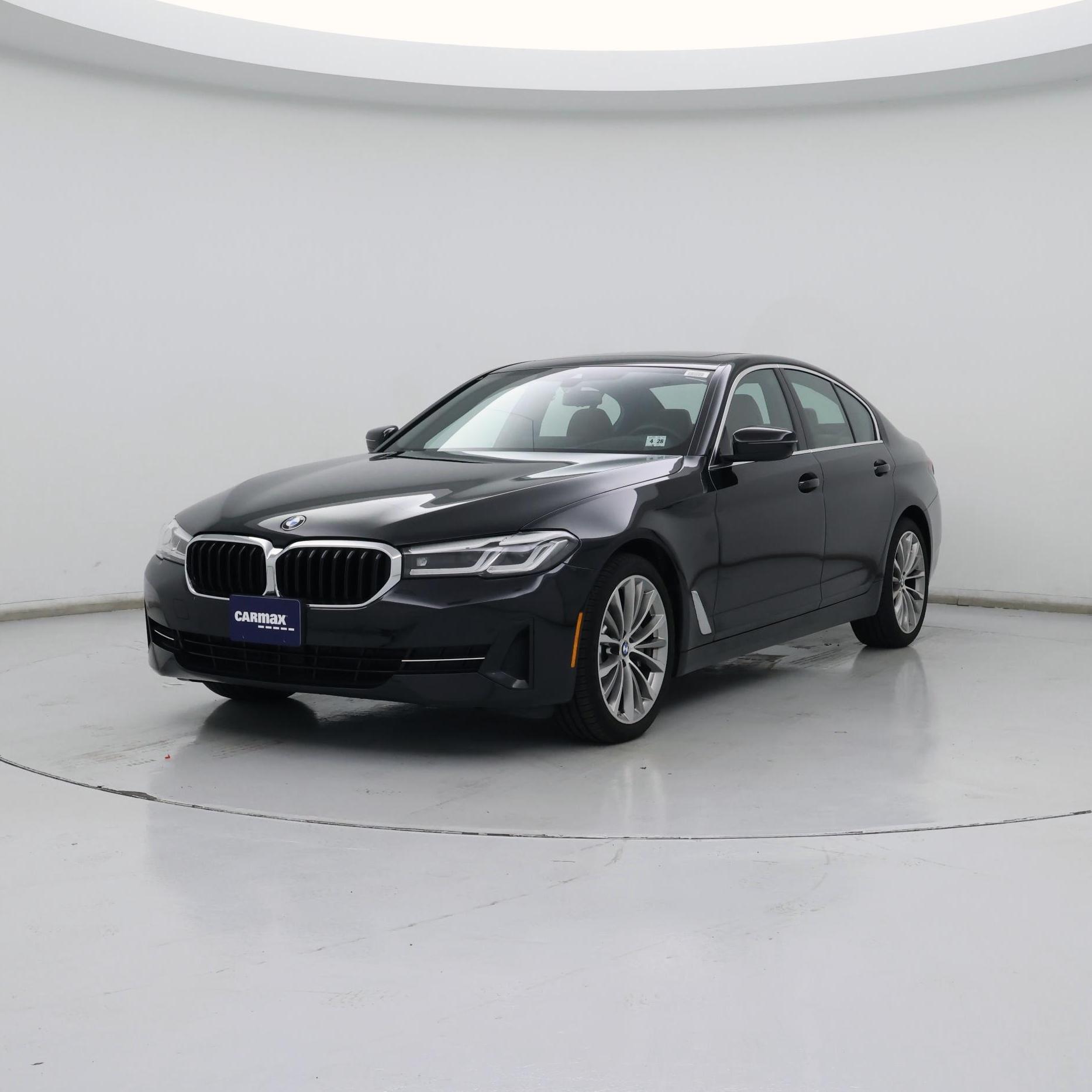 Thumbnail: 2023 BMW 5 Series - 4