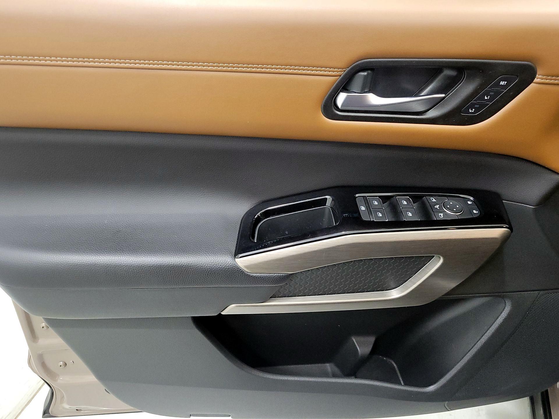 Thumbnail: 2023 Nissan Pathfinder - 12