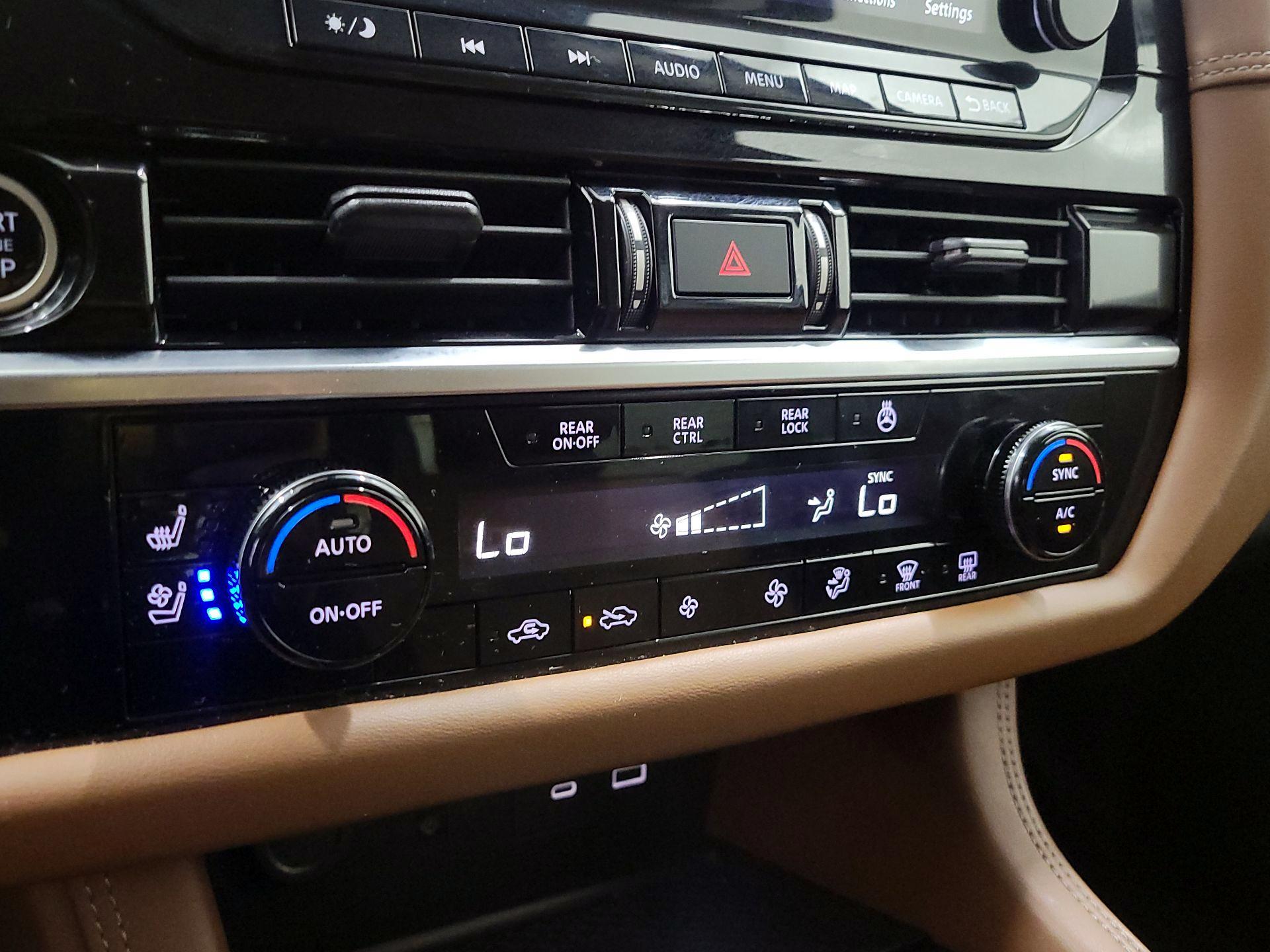 Thumbnail: 2023 Nissan Pathfinder - 16