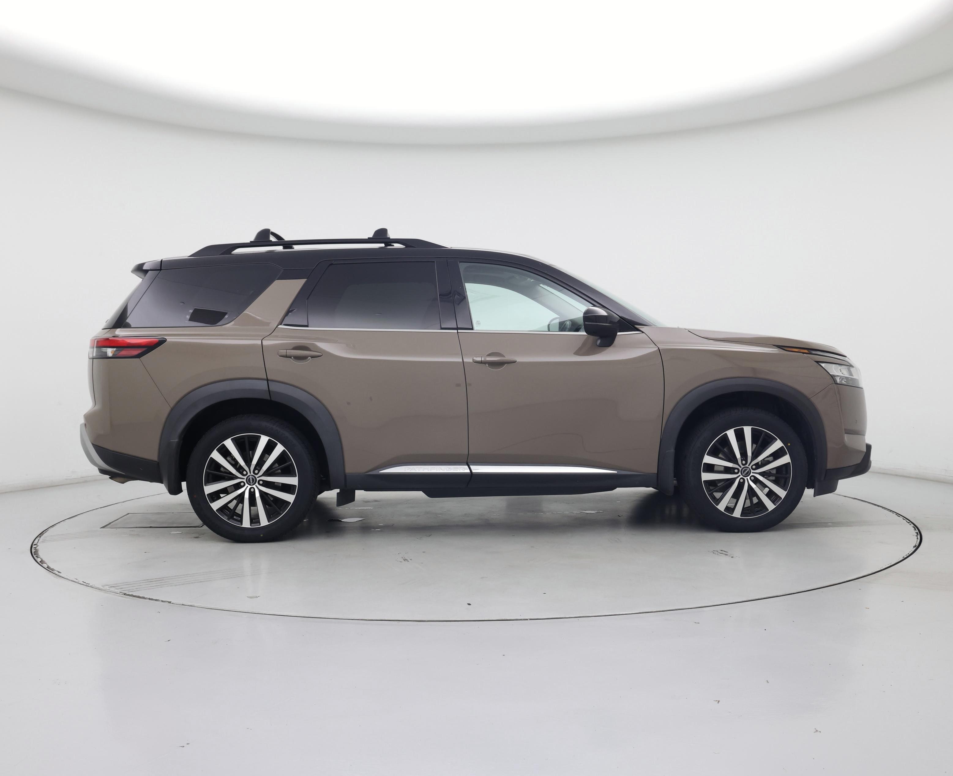 Thumbnail: 2023 Nissan Pathfinder - 7