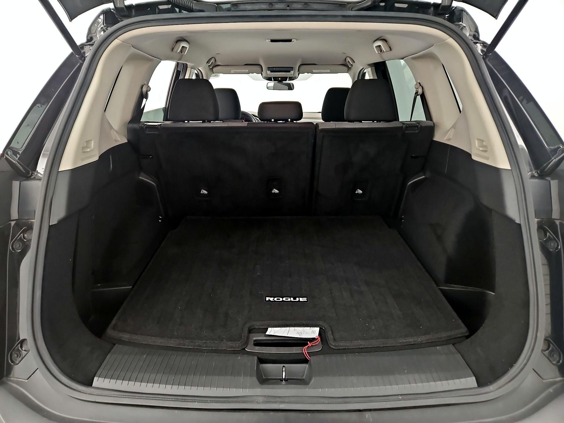 Thumbnail: 2023 Nissan Rogue - 20