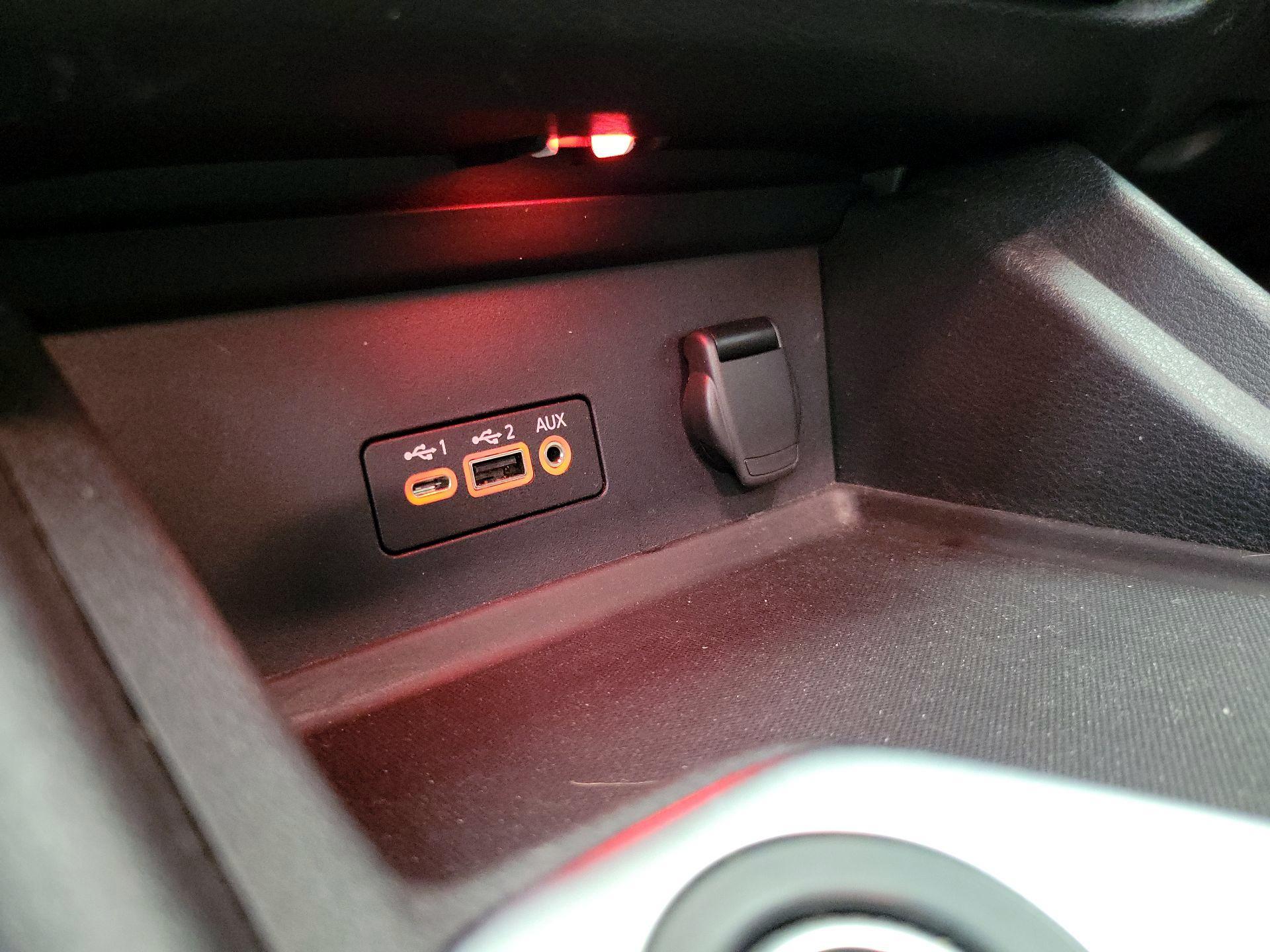 Thumbnail: 2023 Nissan Sentra - 18