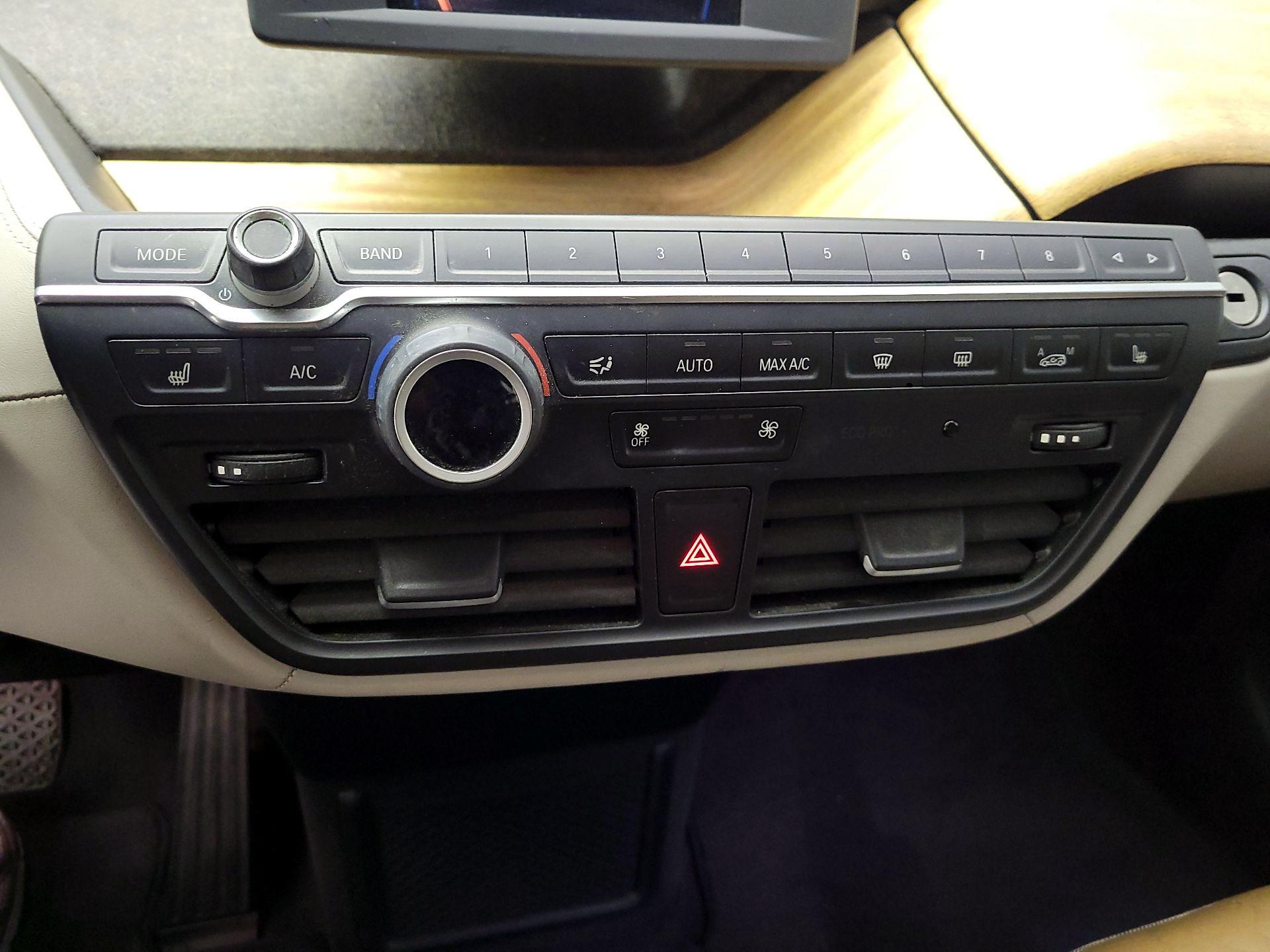 Thumbnail: 2014 BMW i3 - 13