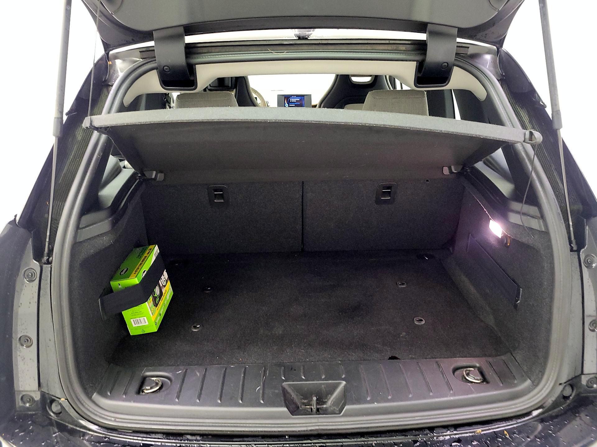 Thumbnail: 2014 BMW i3 - 17