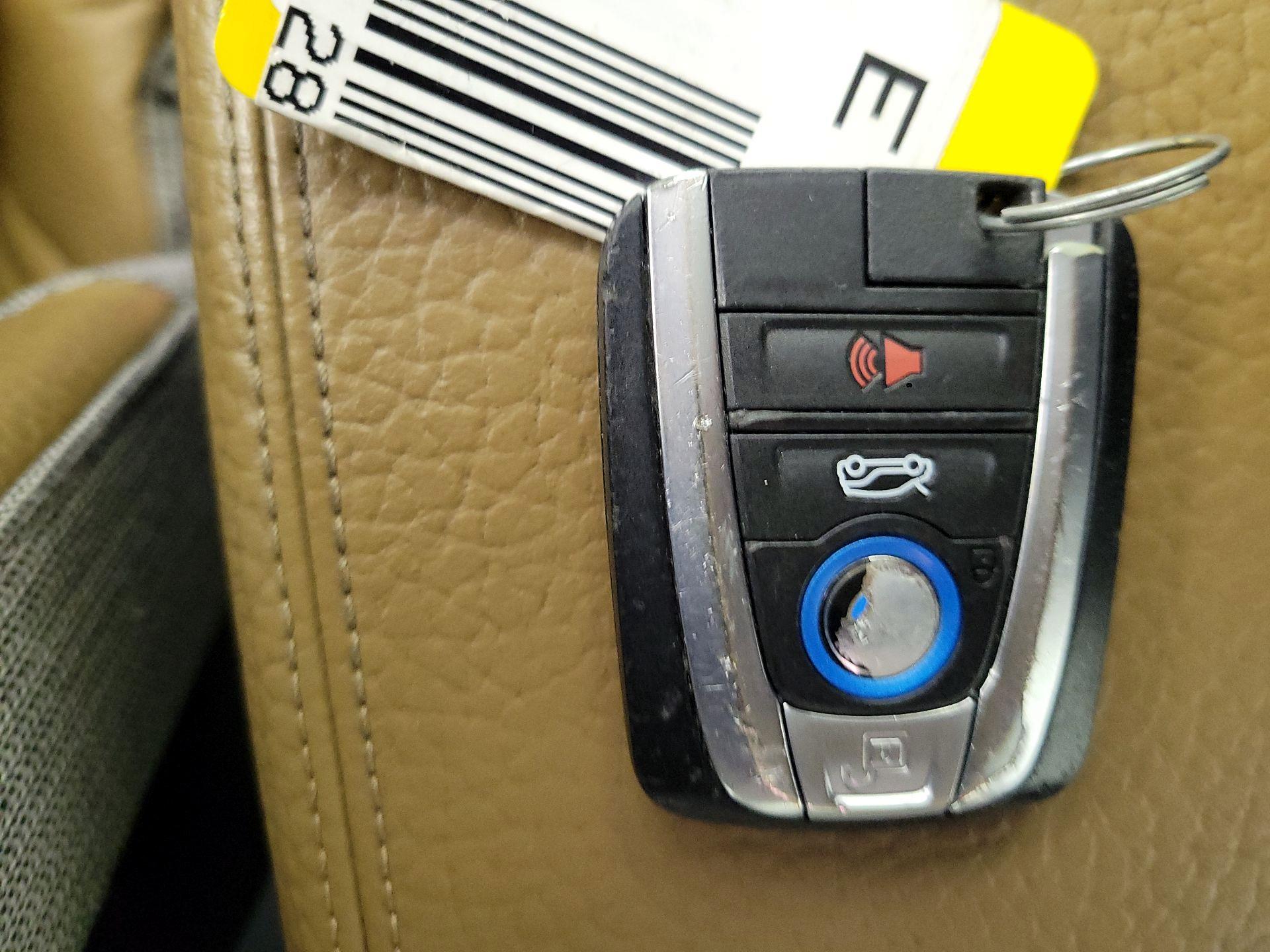 Thumbnail: 2014 BMW i3 - 19