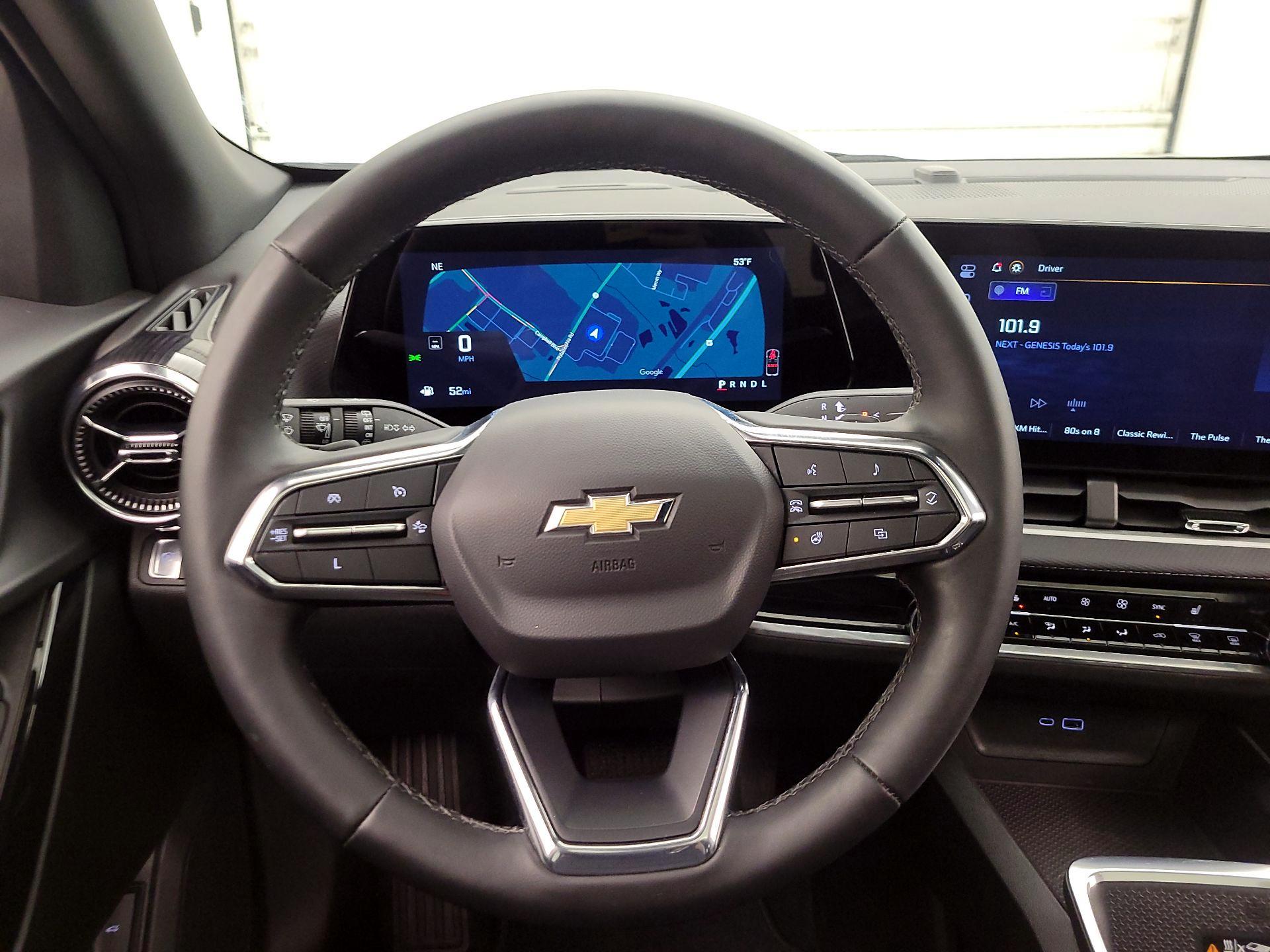 Thumbnail: 2025 Chevrolet Equinox - 10