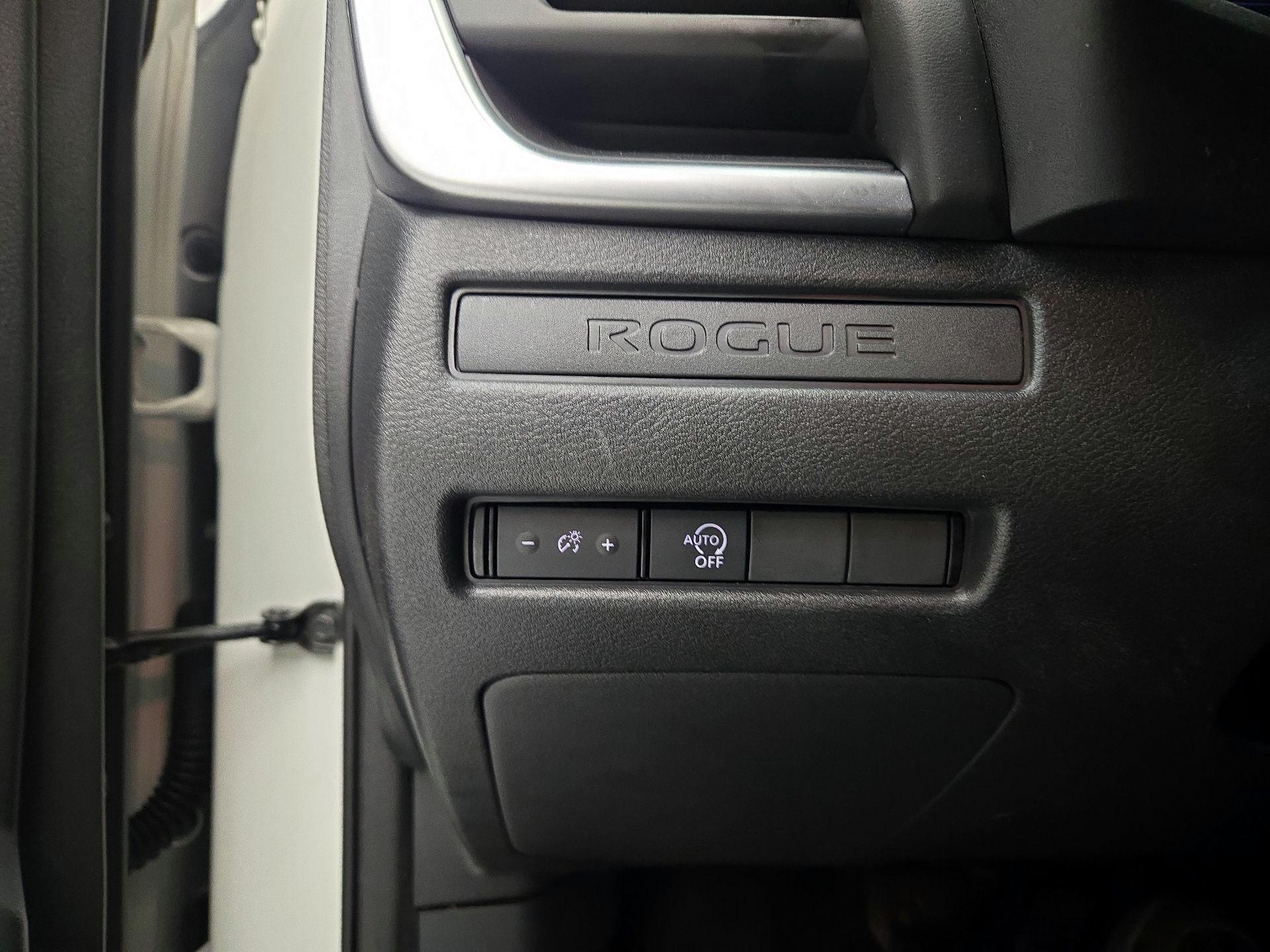 Thumbnail: 2023 Nissan Rogue - 13