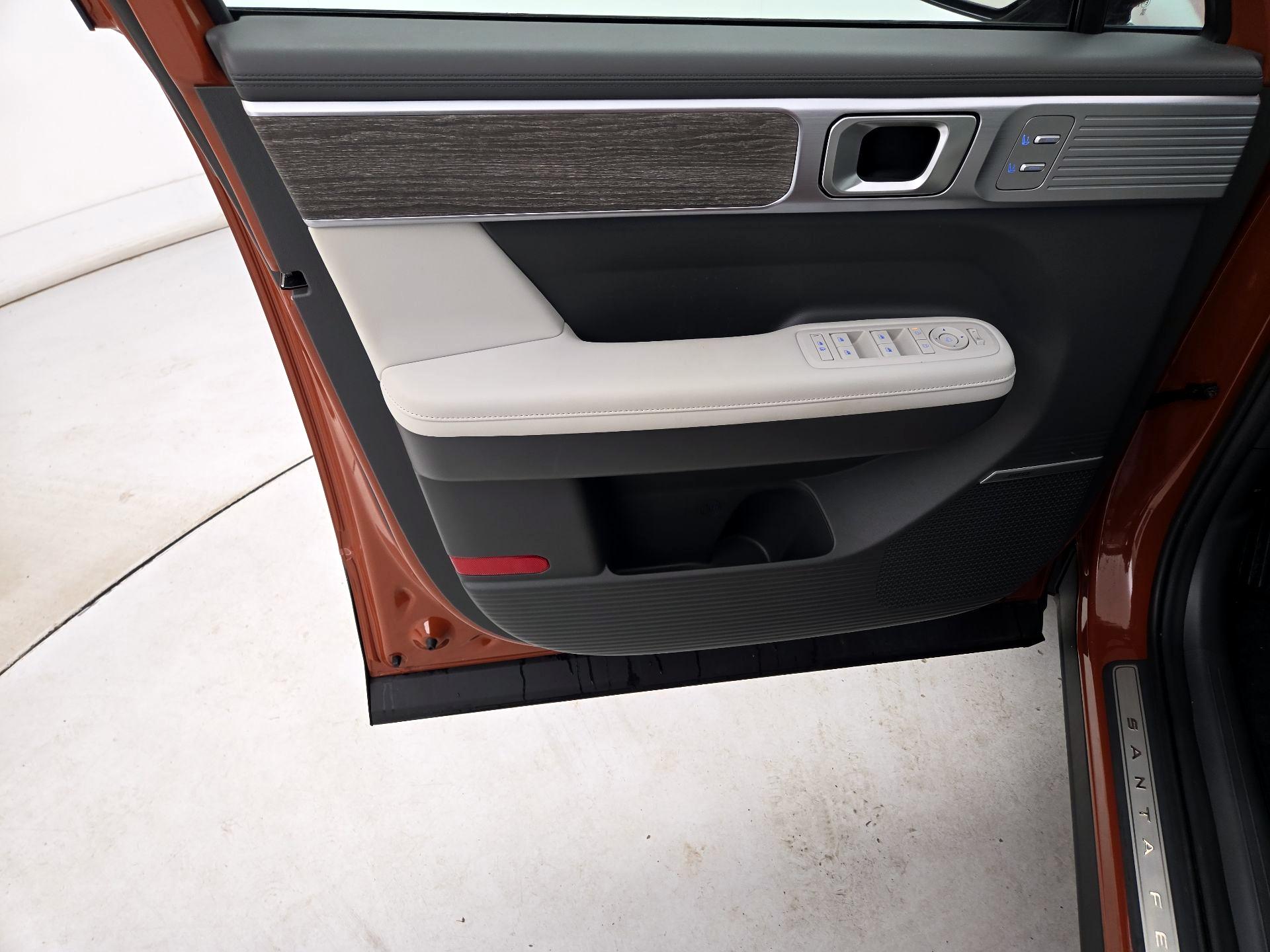 Thumbnail: 2024 Hyundai Santa Fe - 12