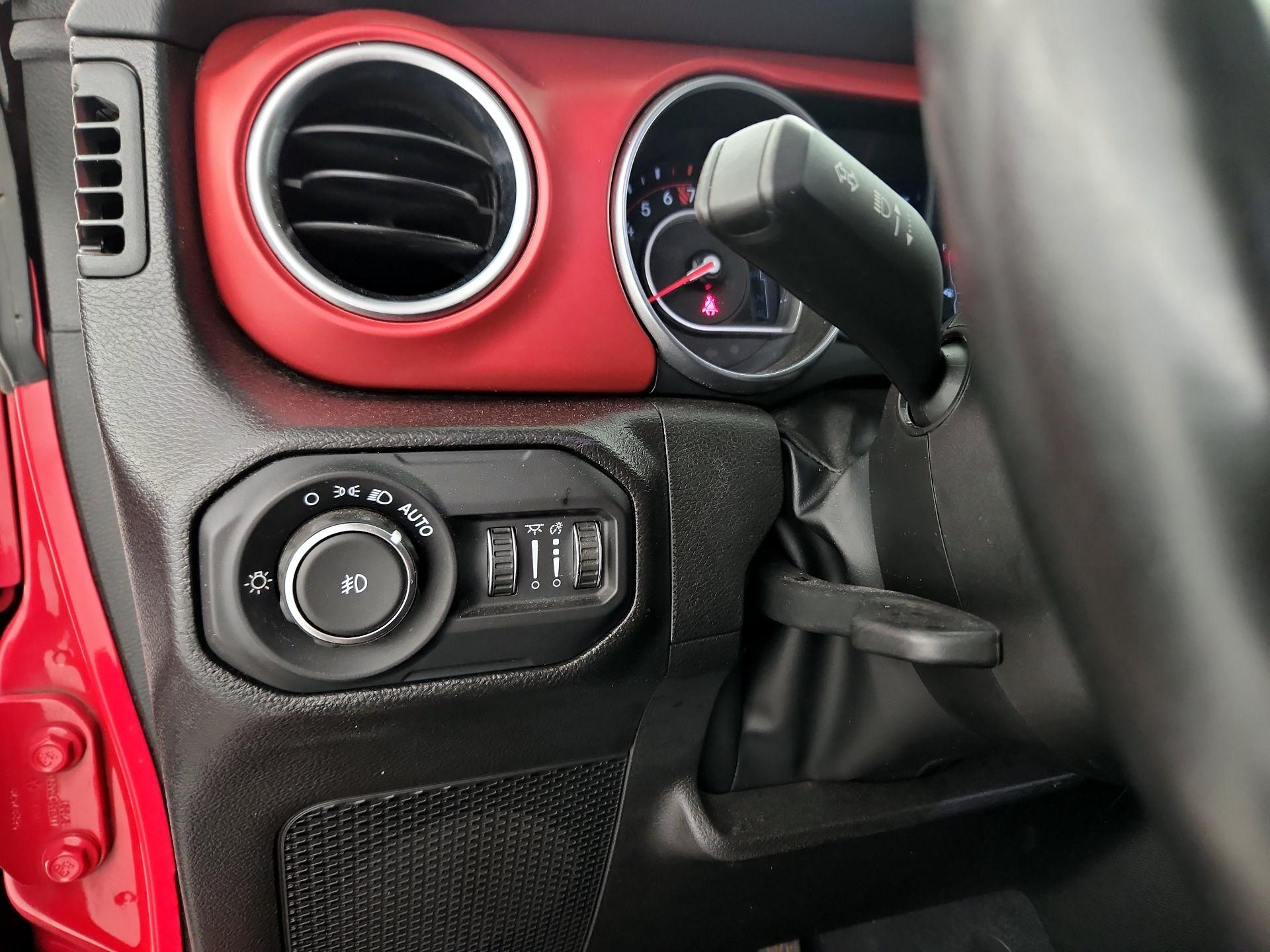 Thumbnail: 2022 Jeep Wrangler - 13