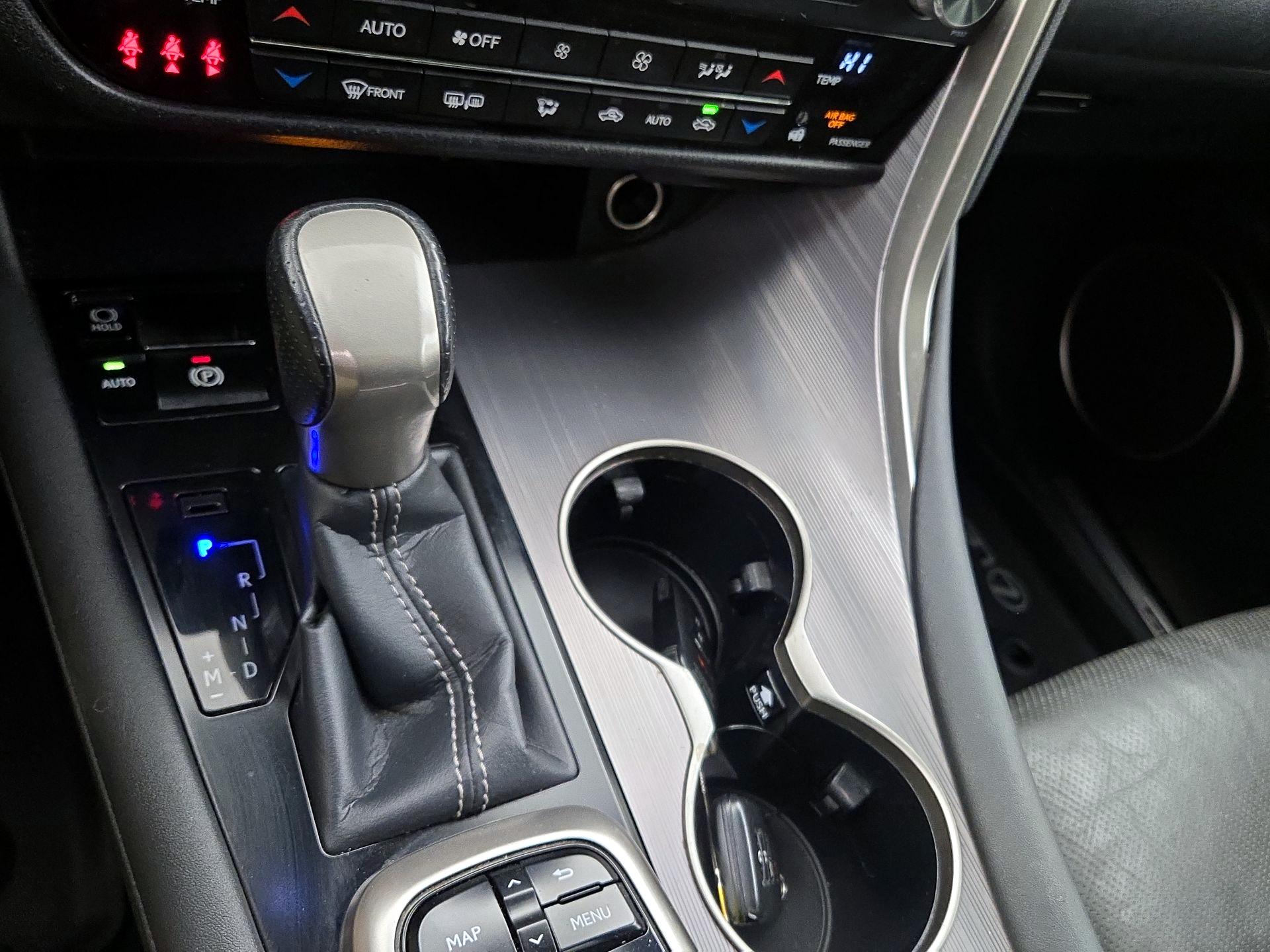 Thumbnail: 2017 Lexus RX - 18