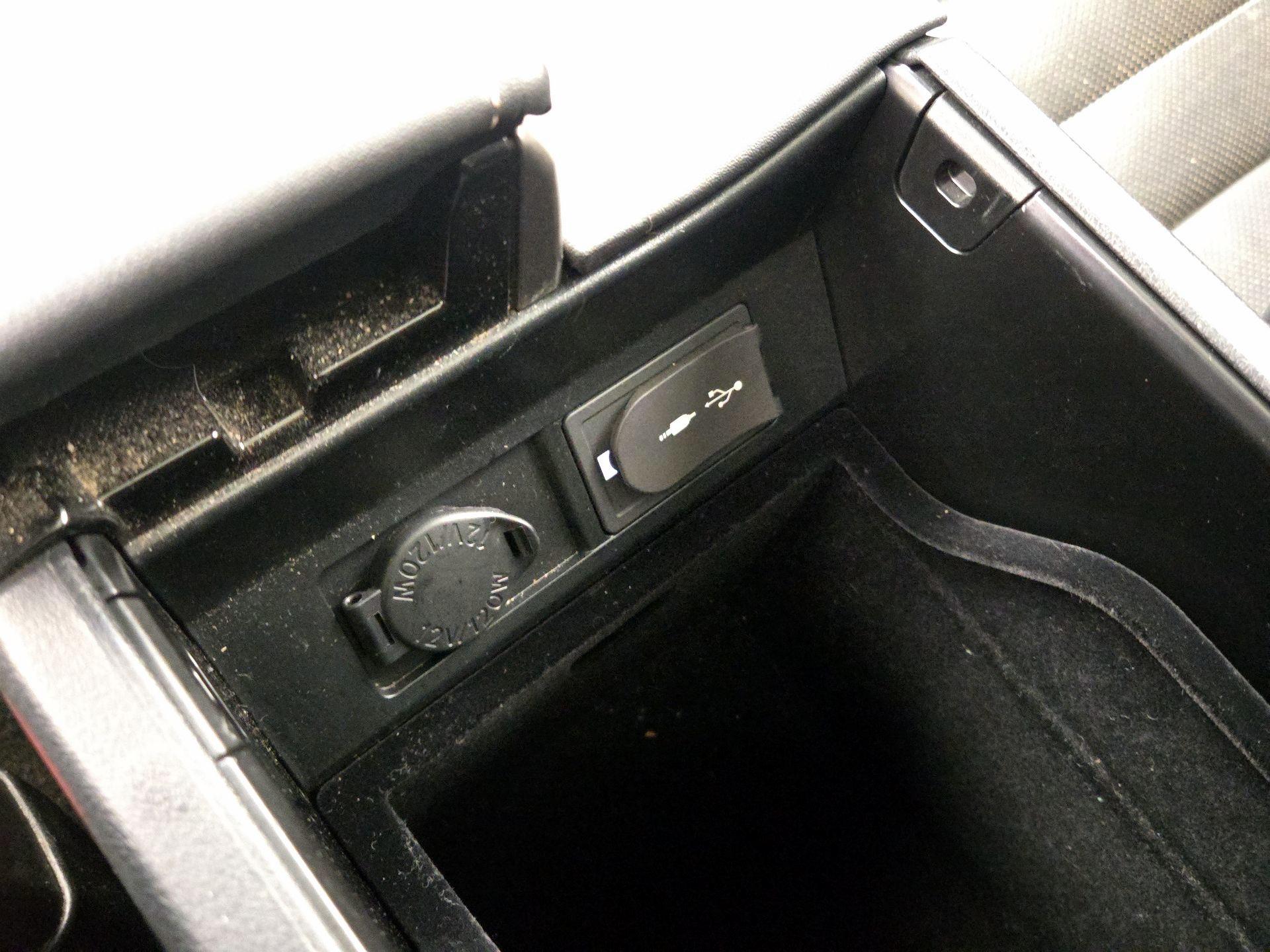 Thumbnail: 2017 Lexus RX - 19