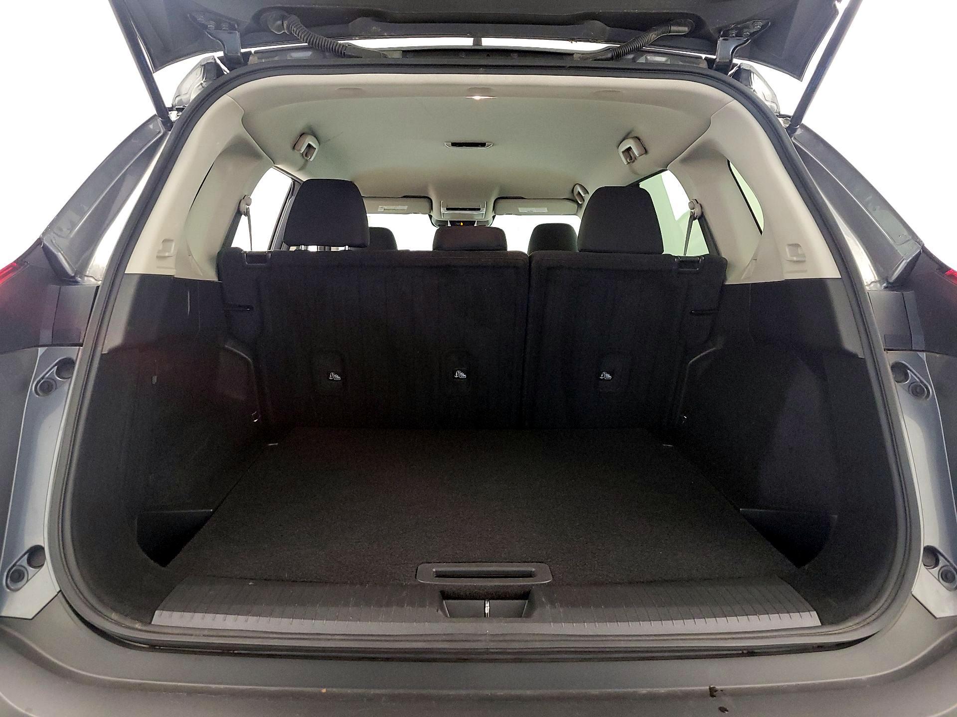 Thumbnail: 2023 Nissan Rogue - 20