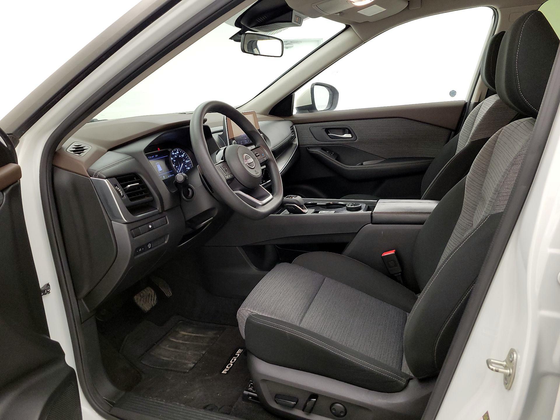 Thumbnail: 2023 Nissan Rogue - 11