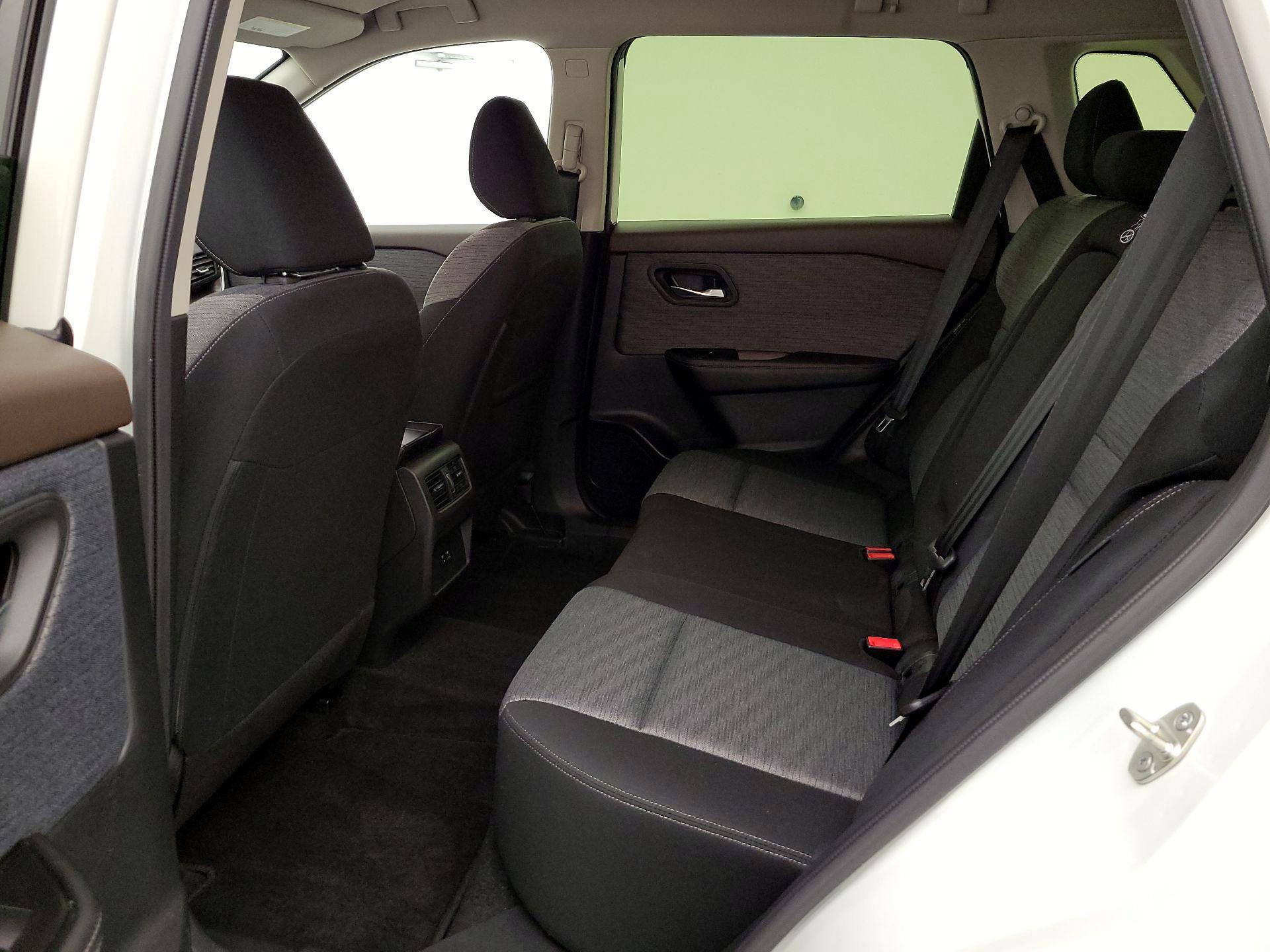 Thumbnail: 2023 Nissan Rogue - 19