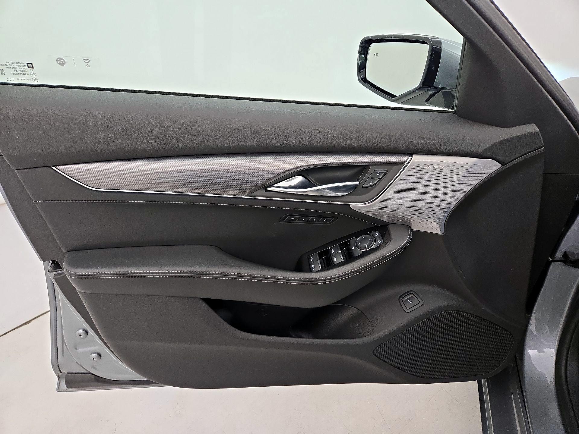 Thumbnail: 2023 Cadillac CT5 - 12