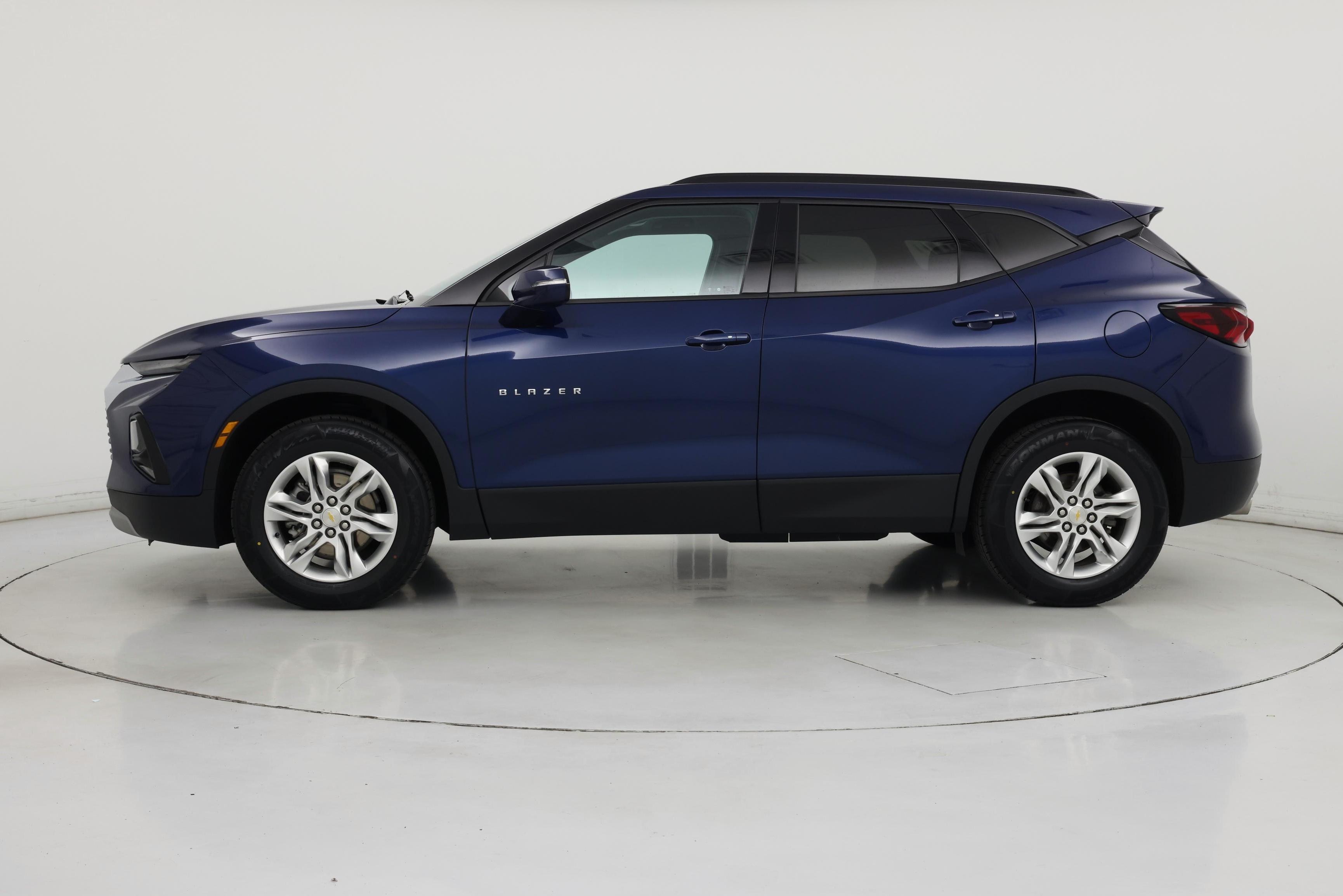 Thumbnail: 2022 Chevrolet Blazer - 3