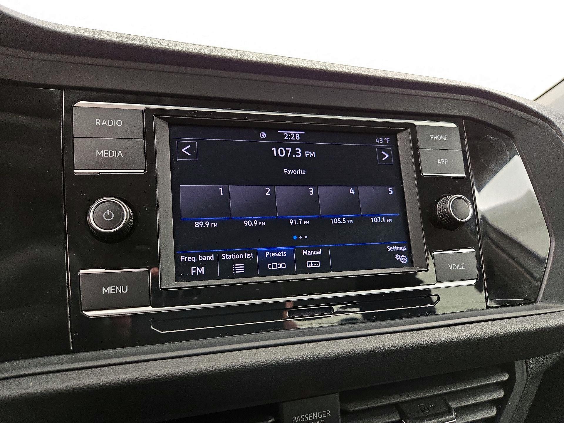 Thumbnail: 2024 Volkswagen Jetta - 15