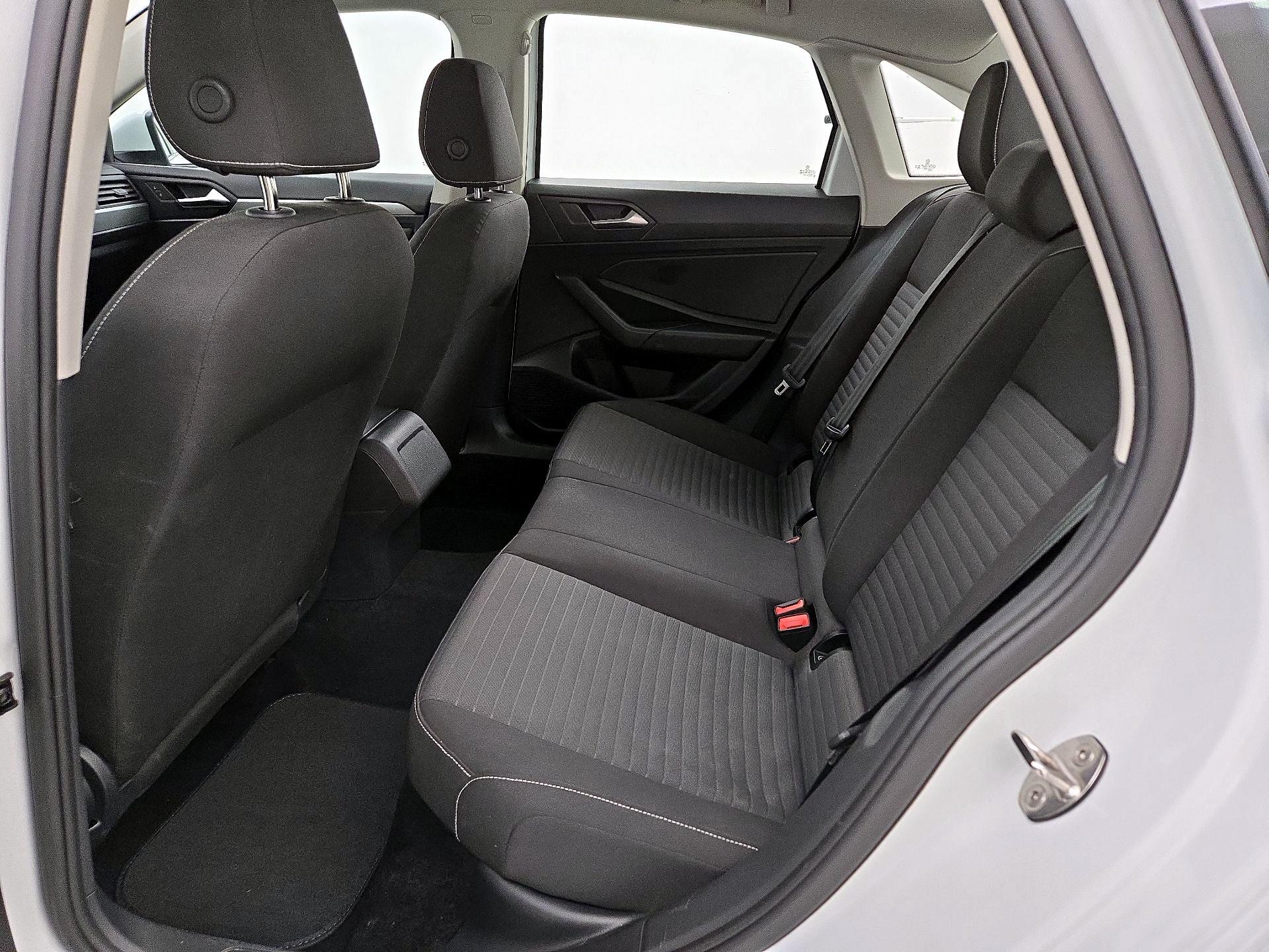 Thumbnail: 2024 Volkswagen Jetta - 19