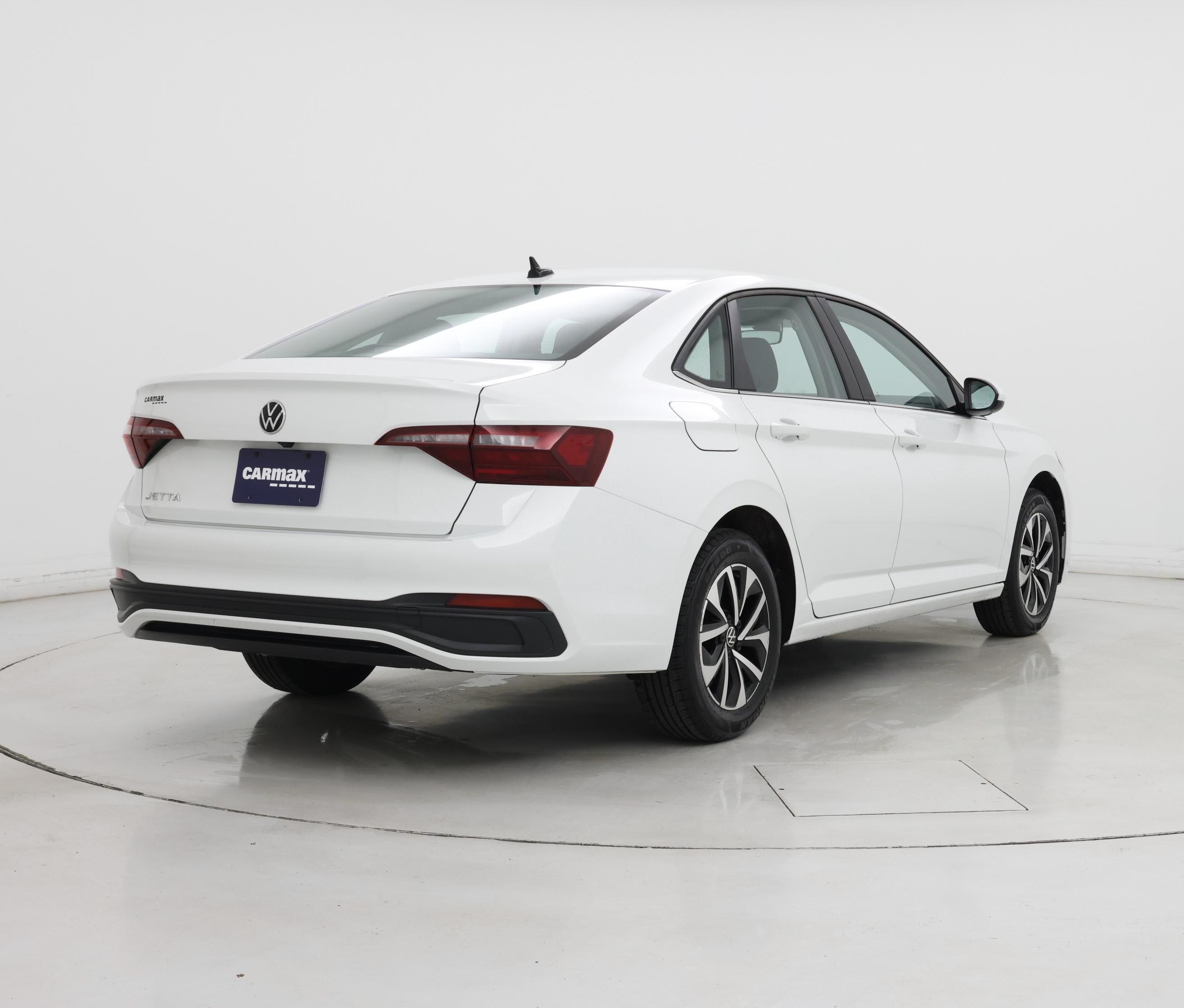 Thumbnail: 2024 Volkswagen Jetta - 8