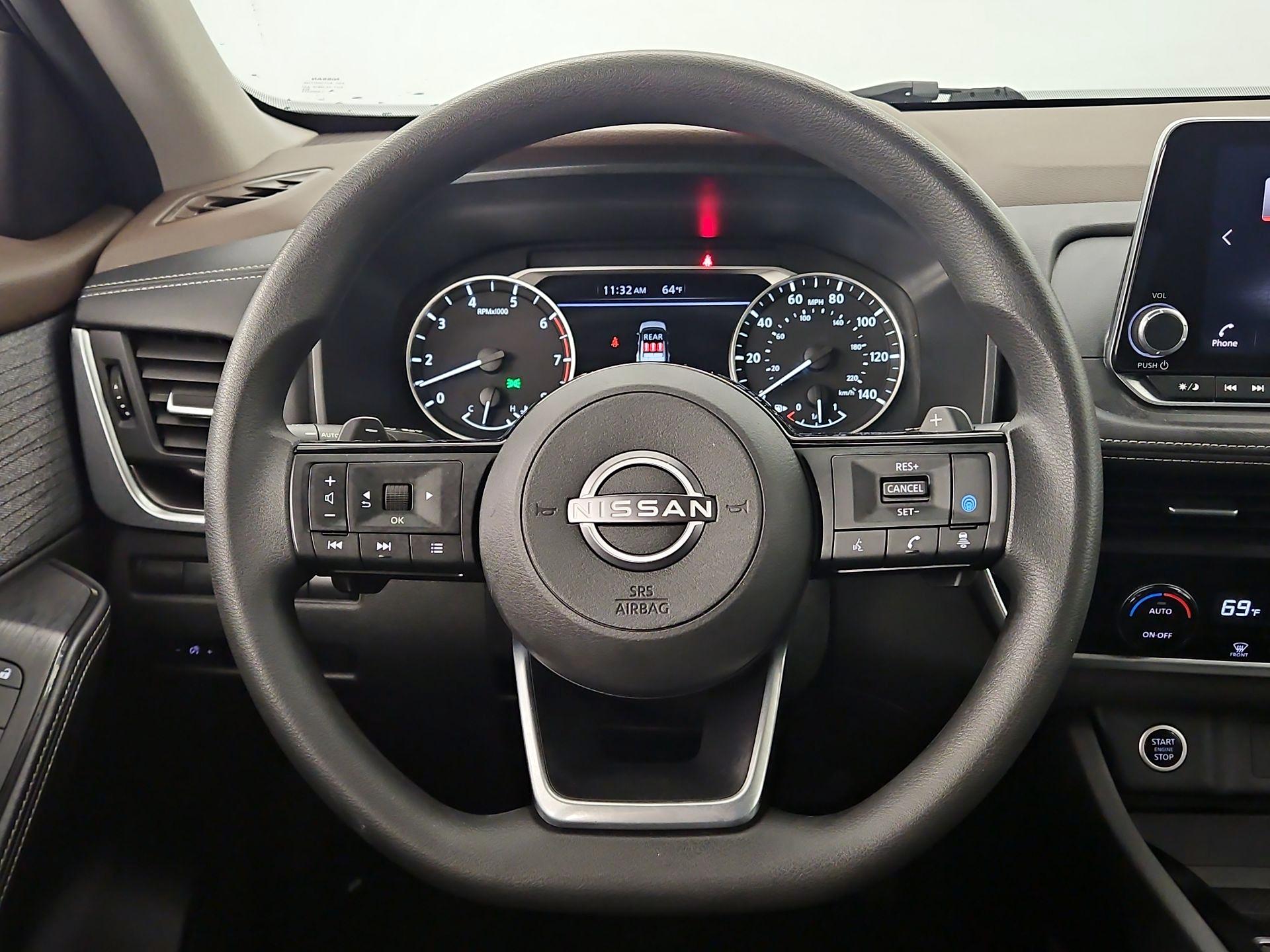 Thumbnail: 2023 Nissan Rogue - 10