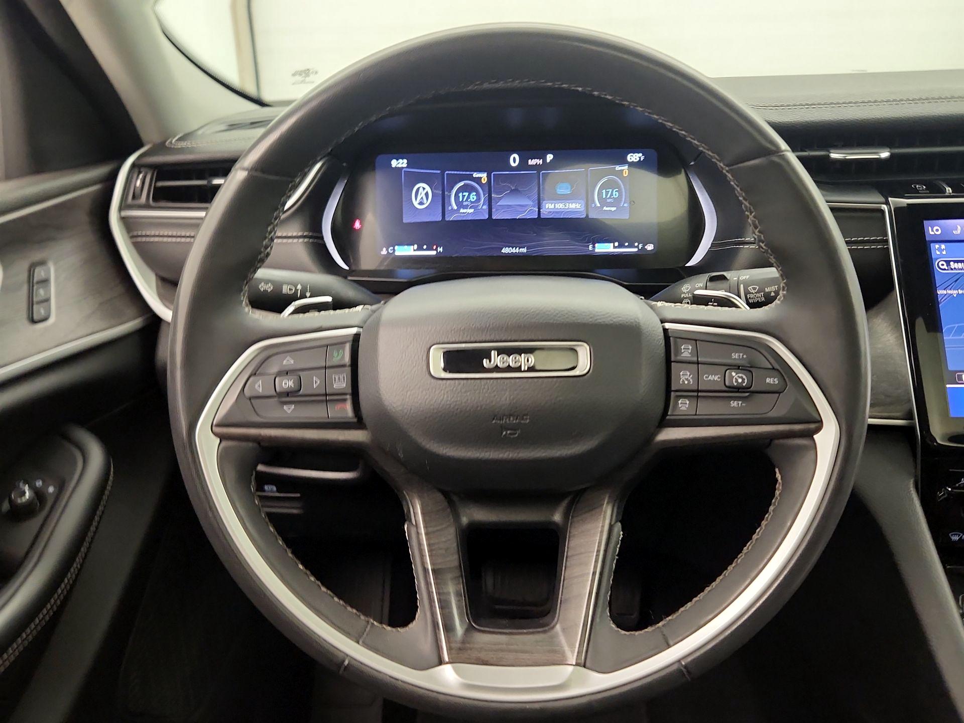 Thumbnail: 2023 Jeep Grand Cherokee - 10