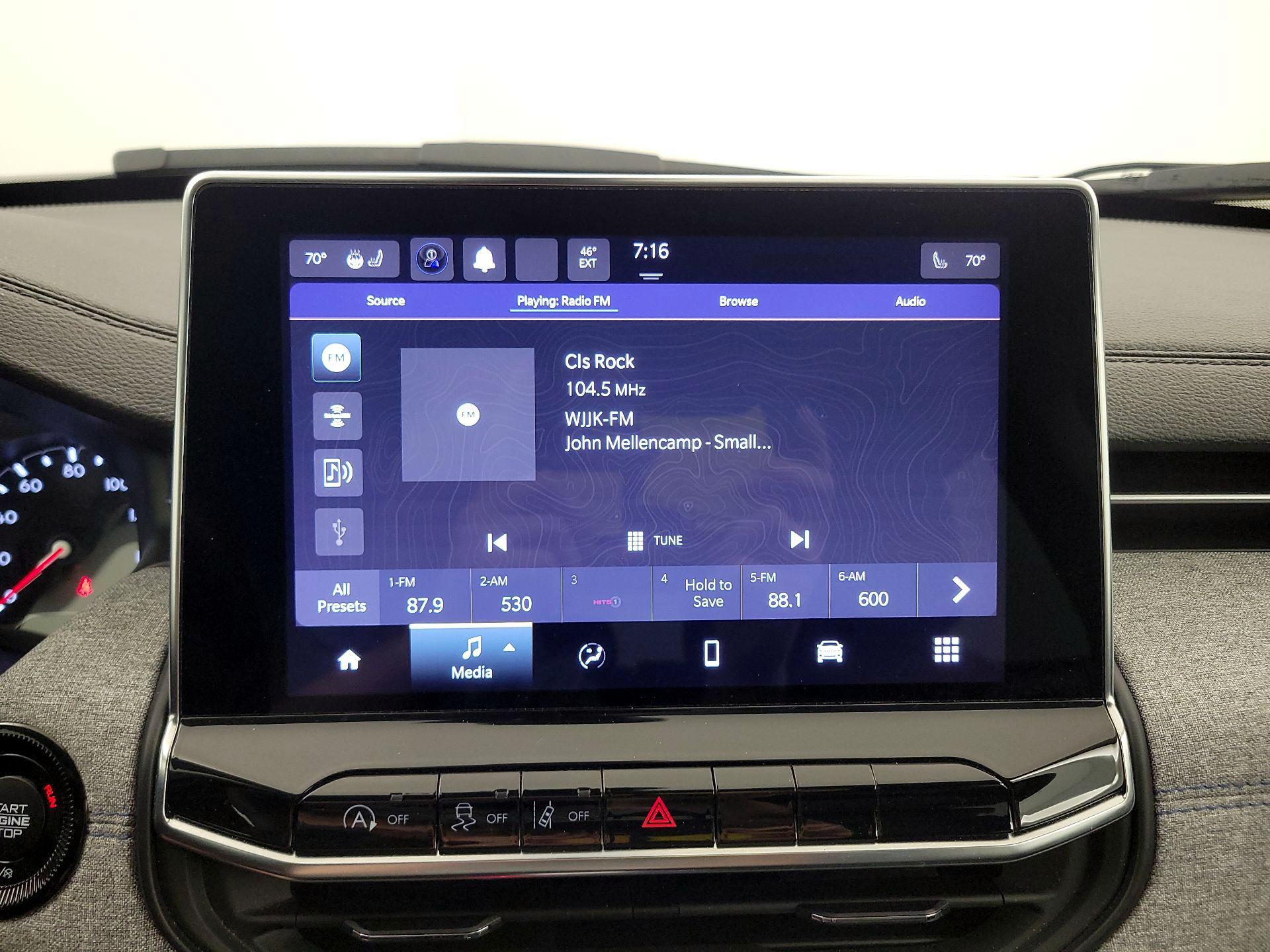 Thumbnail: 2022 Jeep Compass - 15