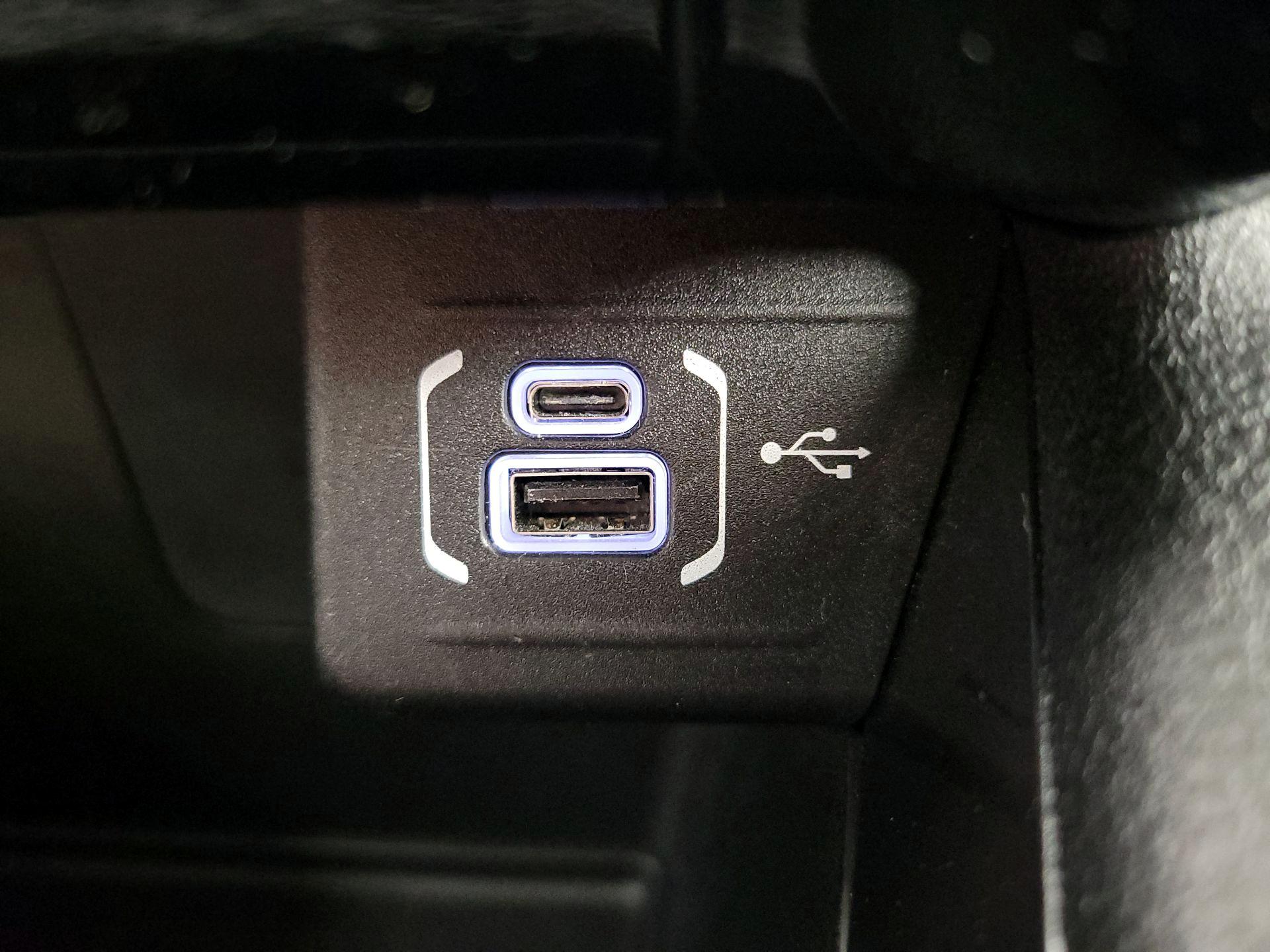 Thumbnail: 2022 Jeep Compass - 18