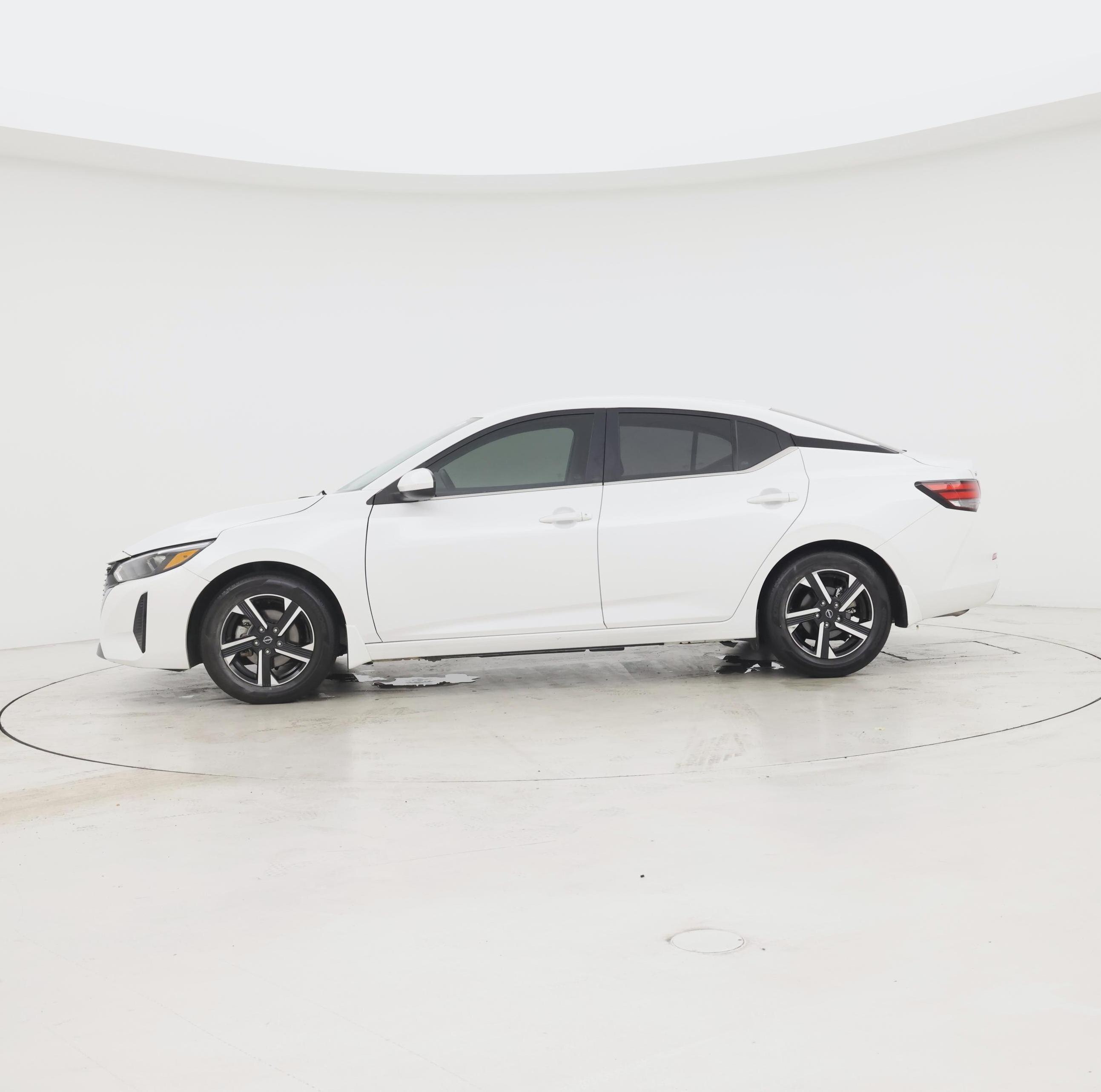 Thumbnail: 2025 Nissan Sentra - 3