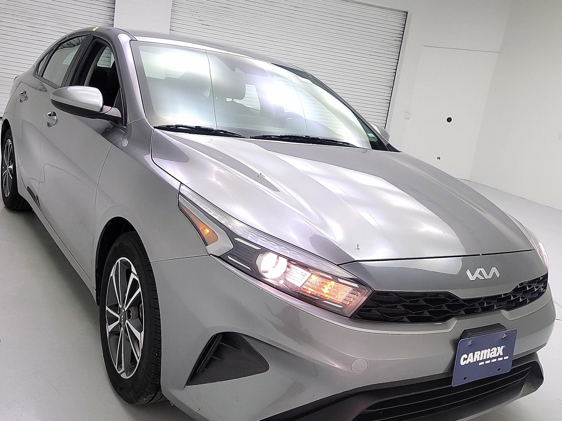 Thumbnail: 2023 Kia Forte - 1