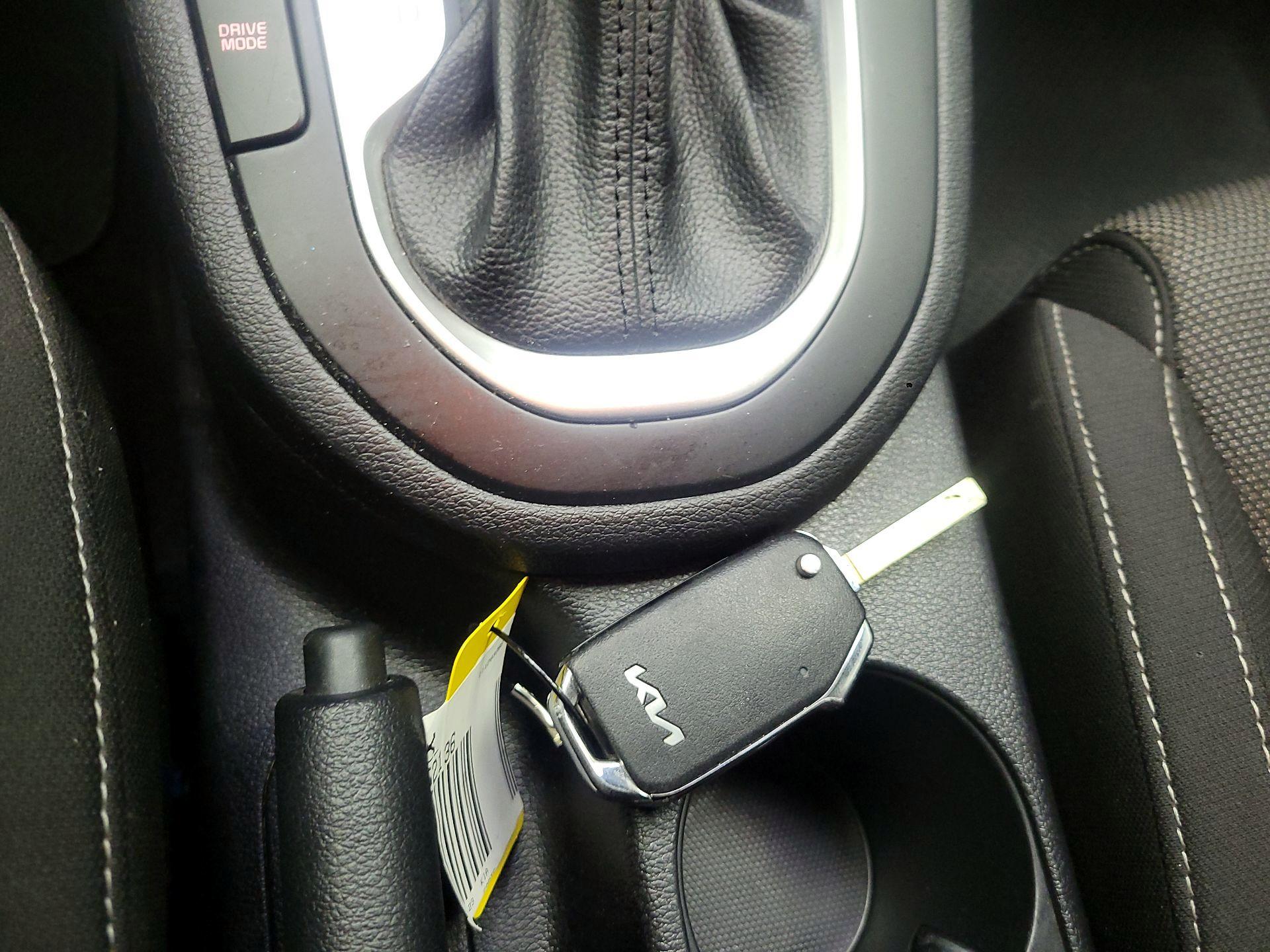 Thumbnail: 2023 Kia Forte - 20