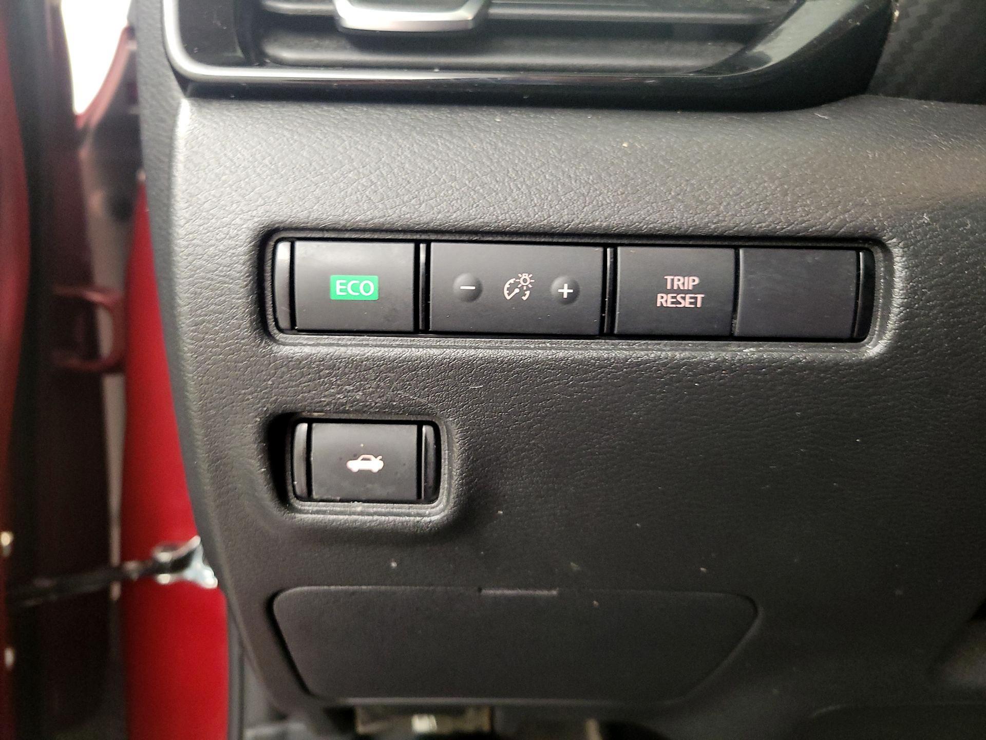 Thumbnail: 2023 Nissan Sentra - 13