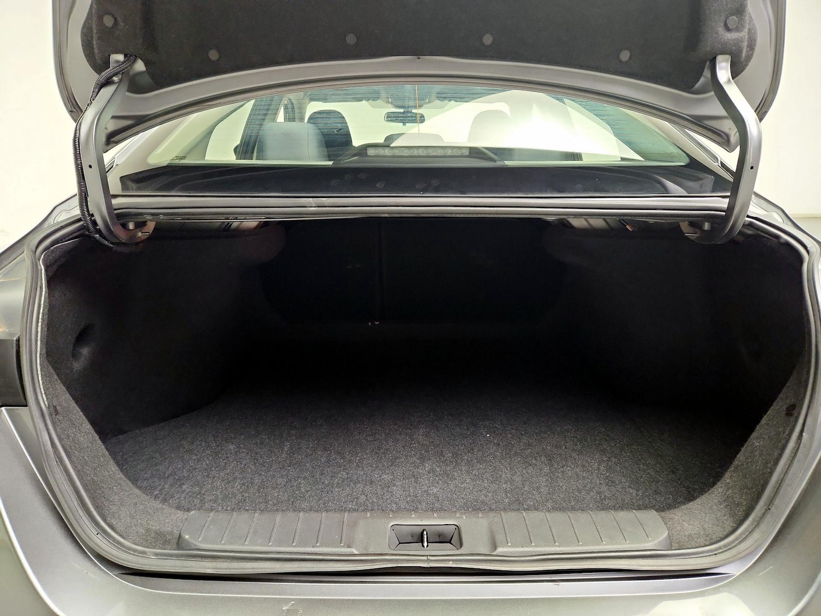 2024 Nissan Sentra SV - Photo 21